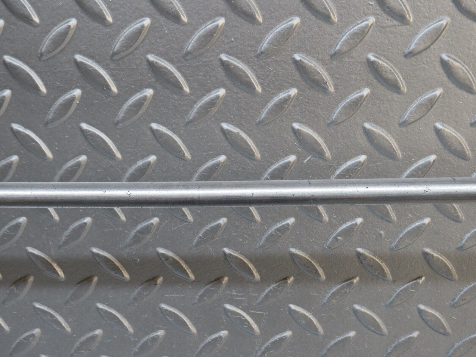 40491 Mercedes-Benz W110 230 Front Windscreen Chrome Frame