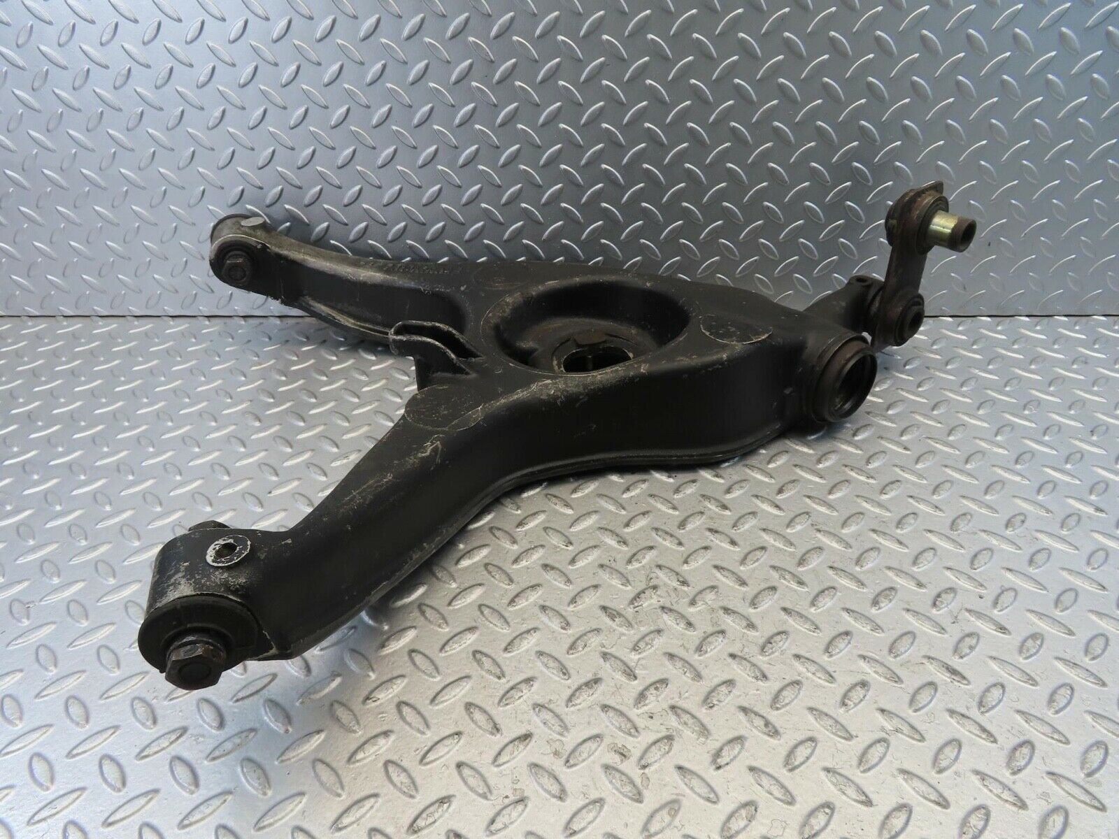 11626 Mercedes-Benz W126 Trailing Arm Control Arm Rear Left 1263520404