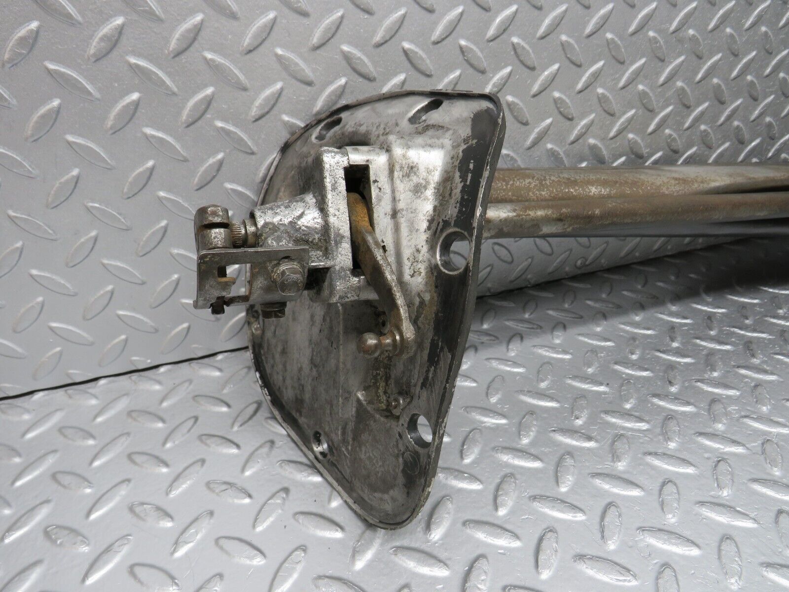 40383 Mercedes-Benz W110 230 Steering Column With Gear Selector 1114622395