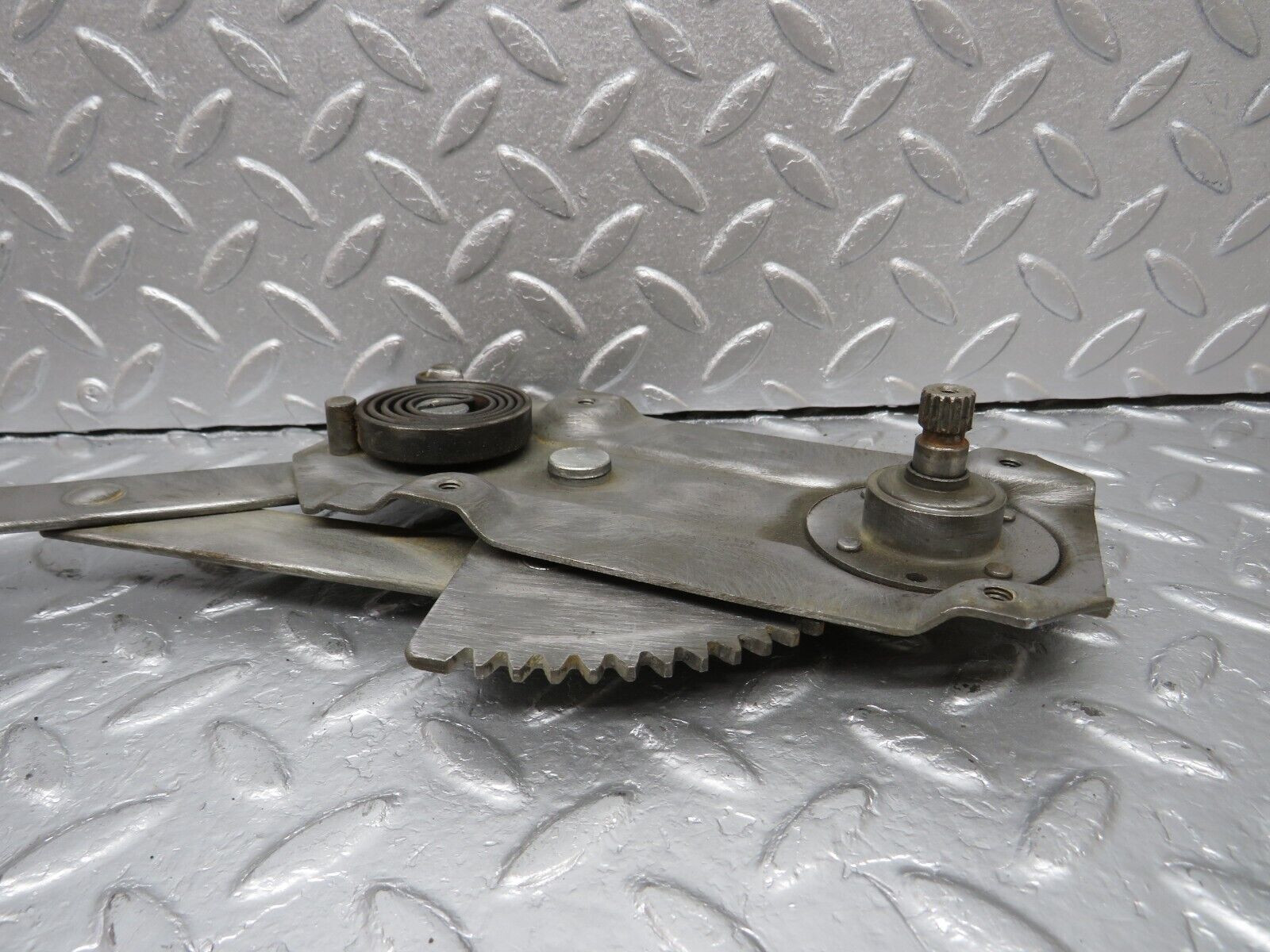 40357 Mercedes-Benz W110 230 Front Right Manual Window Regulator