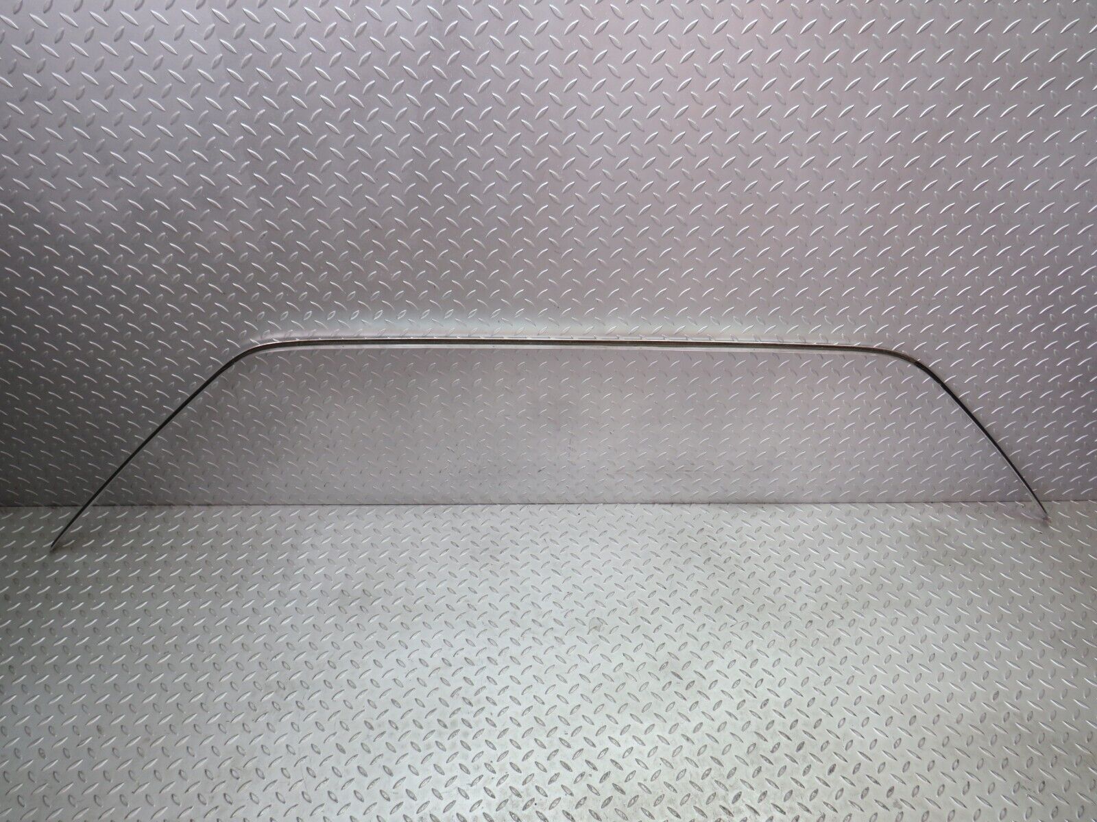 36324 Mercedes-Benz W126 420SE Roof Chrome Trim Right Side