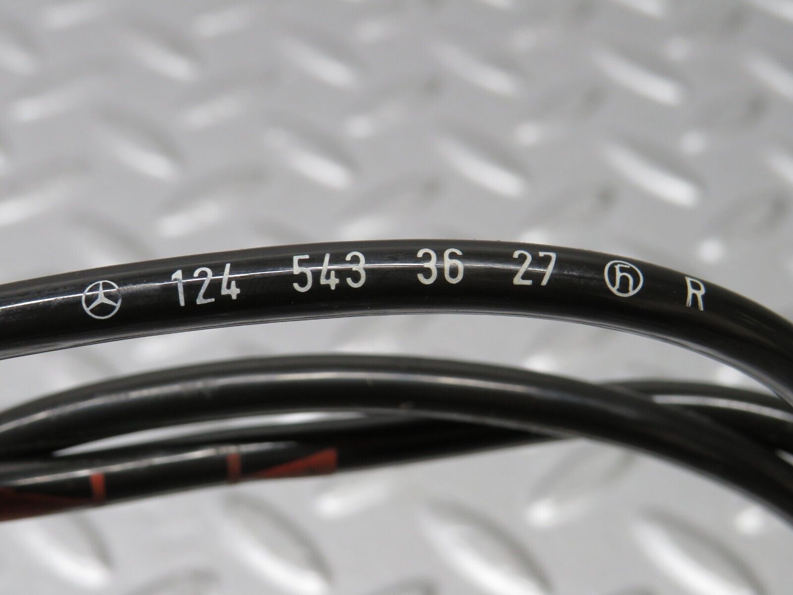 38152 Mercedes-Benz A124 320E Cabriolet Suspension Roll Bar Axle Switch Wire 1245433627