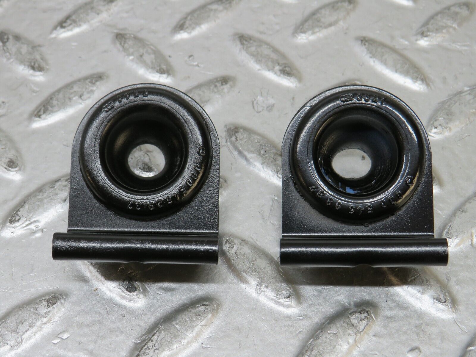 27460 Mercedes-Benz W123 280E Wire Cable Bracket