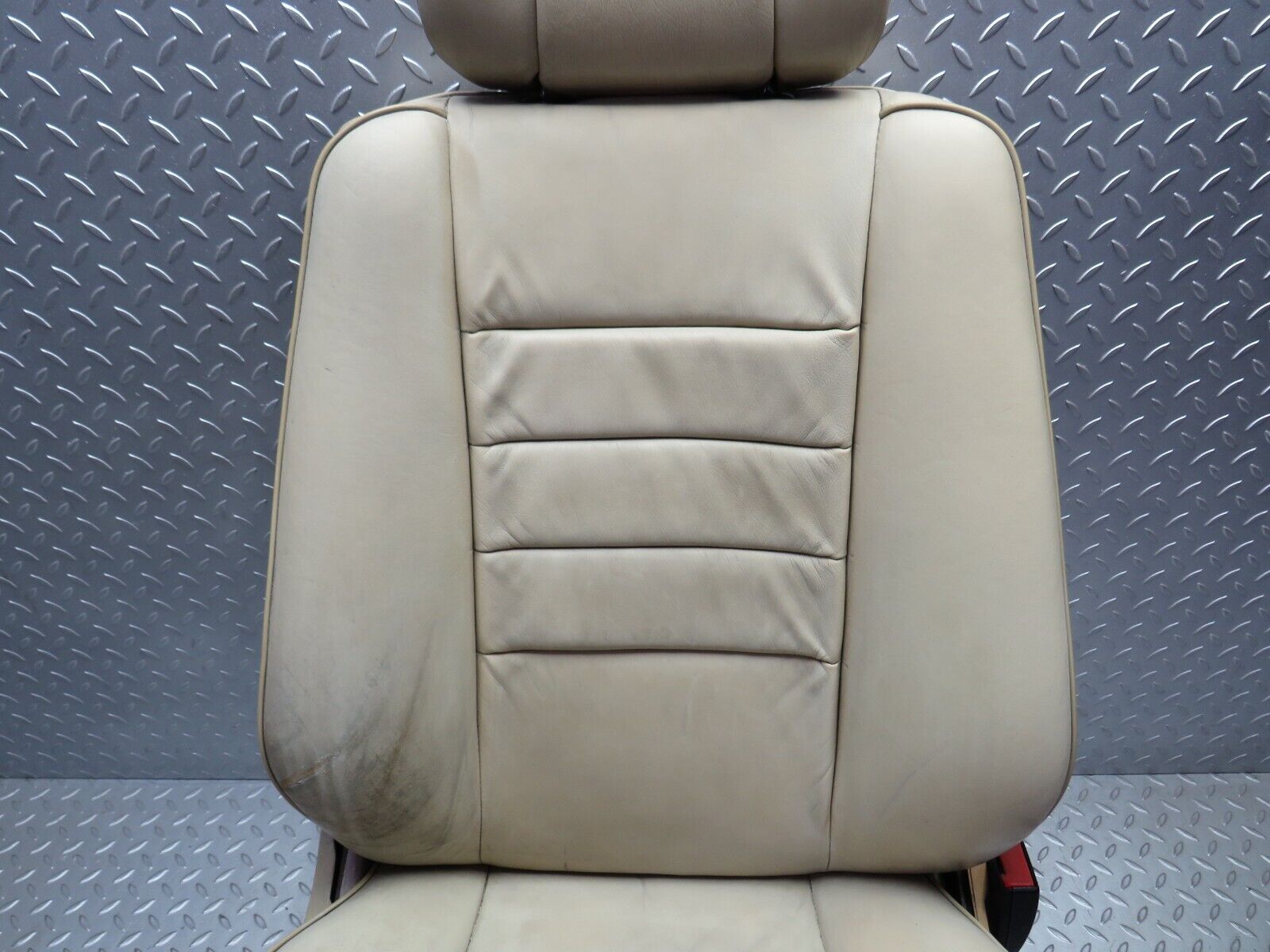 34547 Mercedes-Benz C126 380SEC Front Right Electric Driver Seat Leather Beige