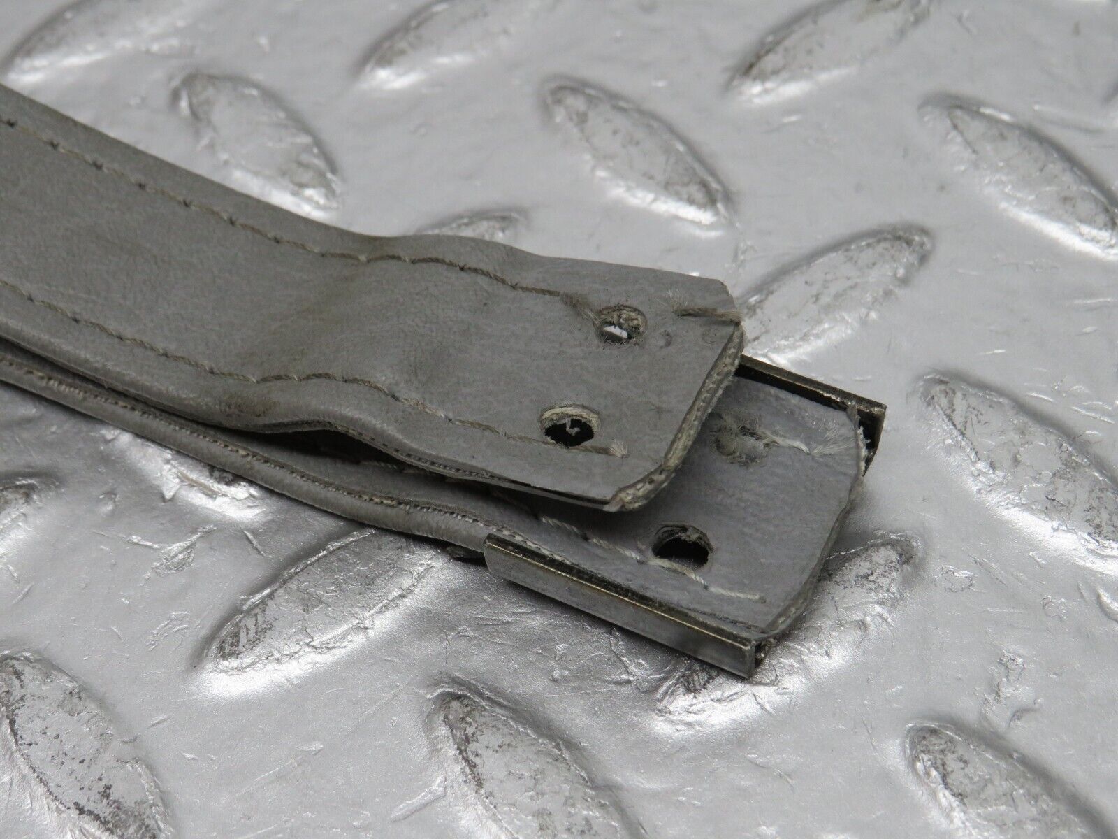 32564 Mercedes-Benz S124 300TE Wagon Tailgate Handle