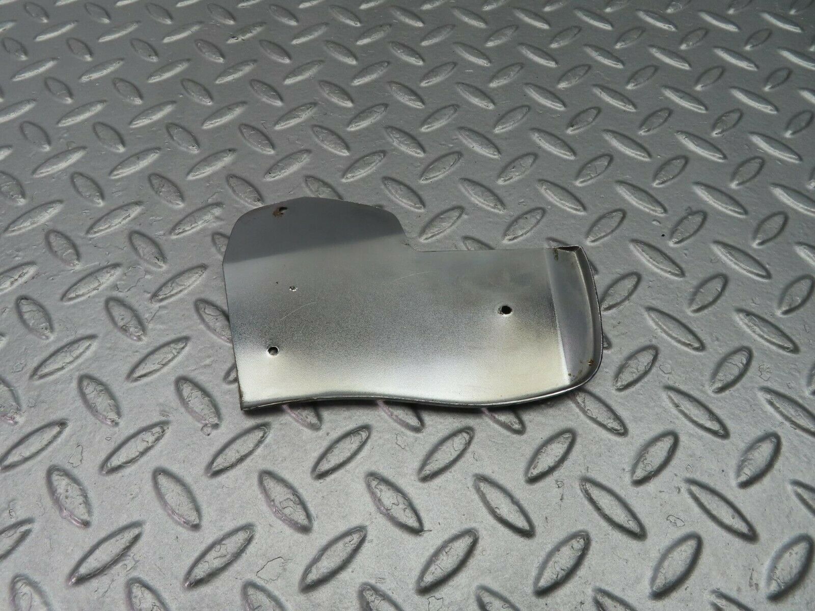 9915 Mercedes-Benz C123 230CE Coupe Right Door Chrome Cover