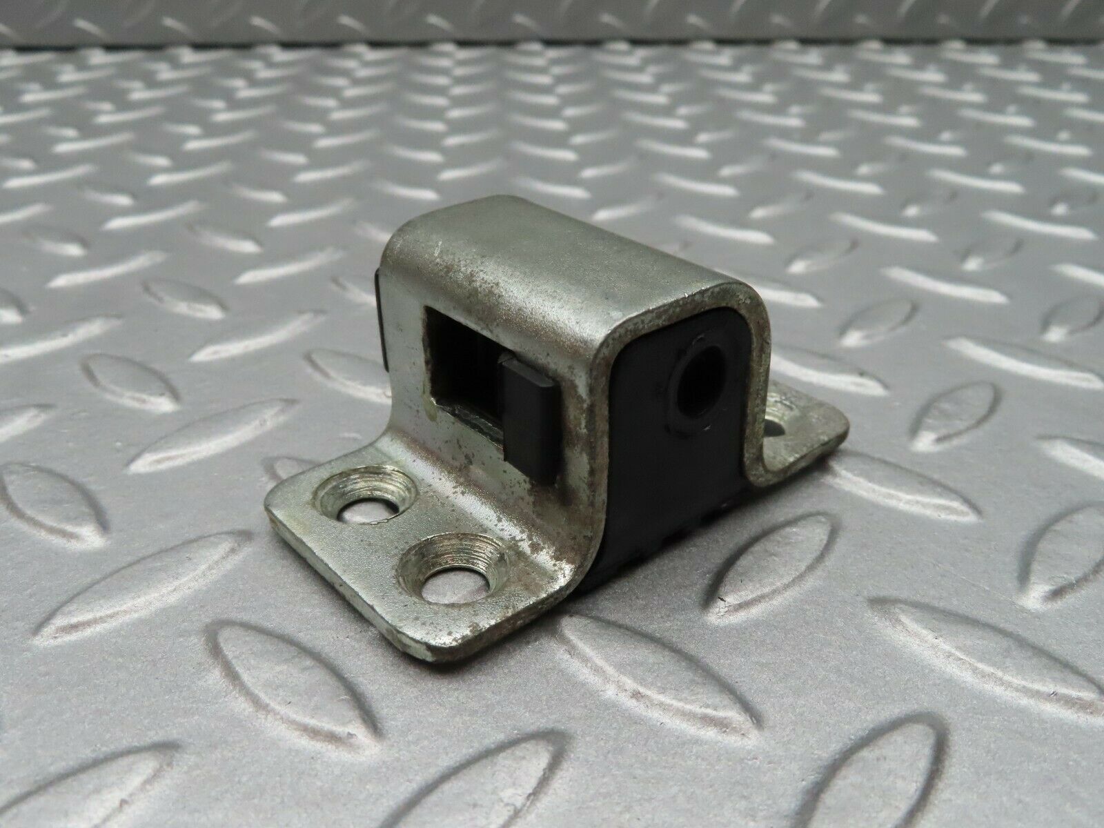 3723 Mercedes-Benz S123 200T Wagon Door Lock Latch Right Side