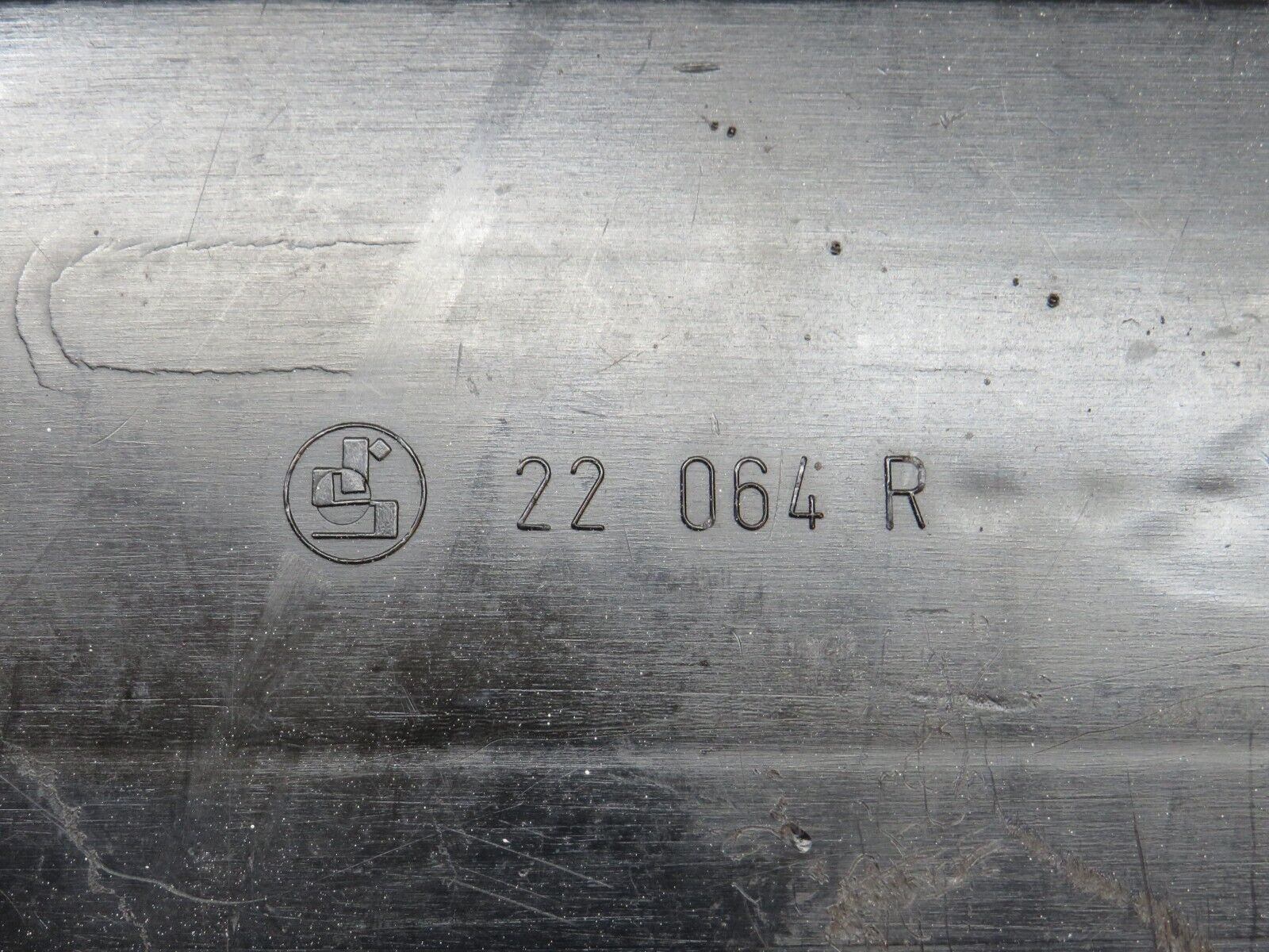 31964 Mercedes-Benz W123 230E Tail Light Bulb Holder Right Side