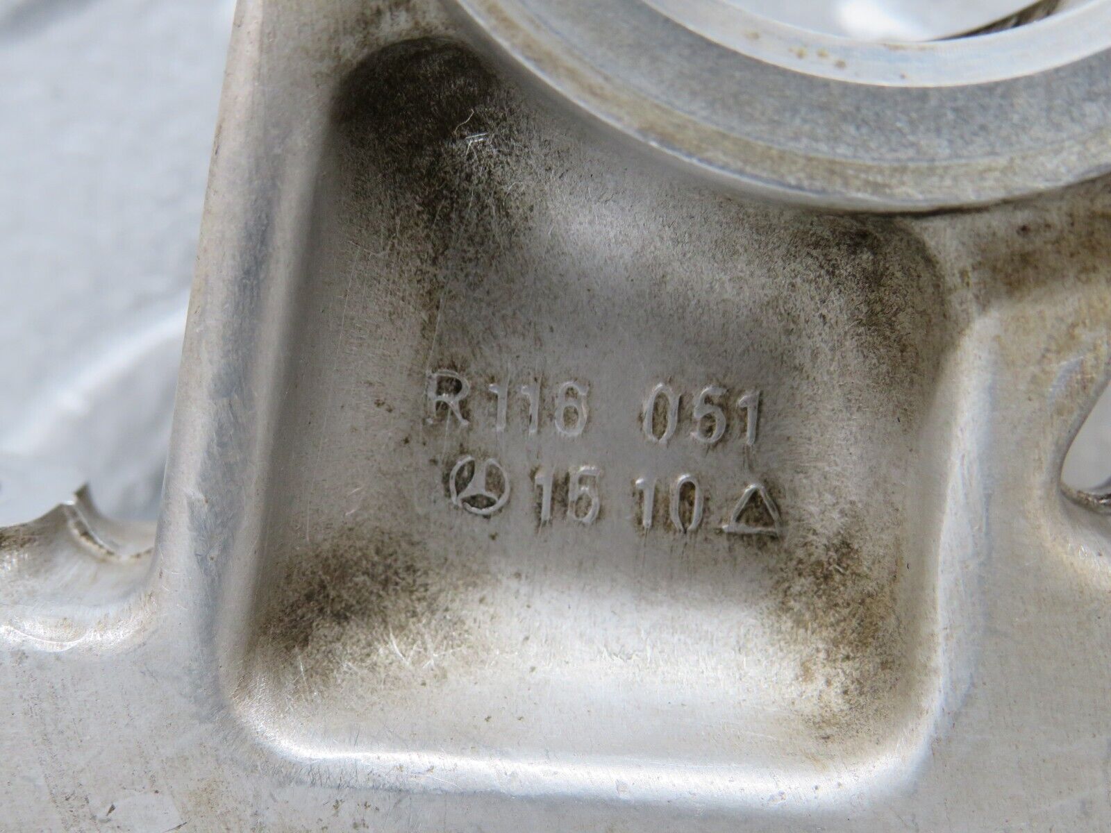 37603 Mercedes-Benz W109 300SEL Camshaft Tower Bearing 35mm 1160511510