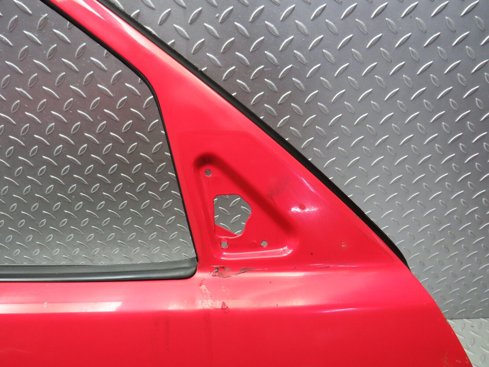 38747 Mercedes-Benz W201 190E 2.6L Front Right Door