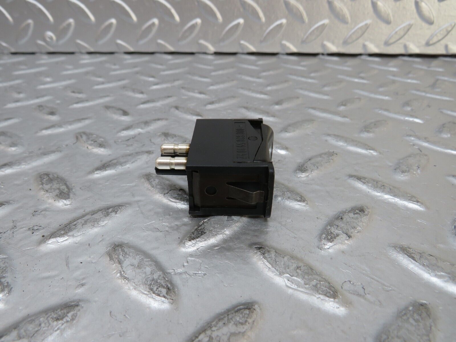 26908 Mercedes-Benz W123 240D Interior Light Switch 0008205910