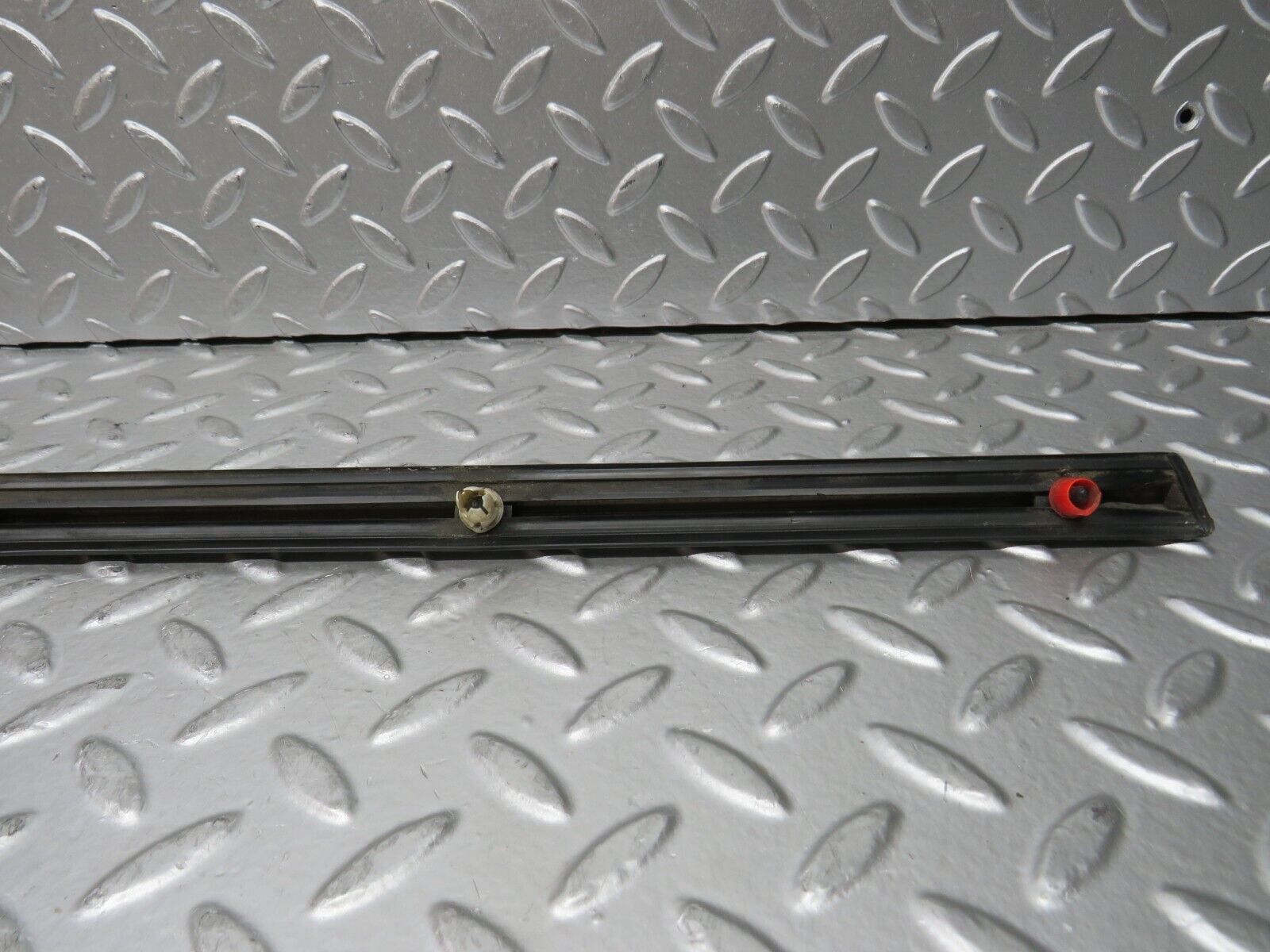 28623 Mercedes-Benz W123 280E Rear Left Door Centre Moulding Trim