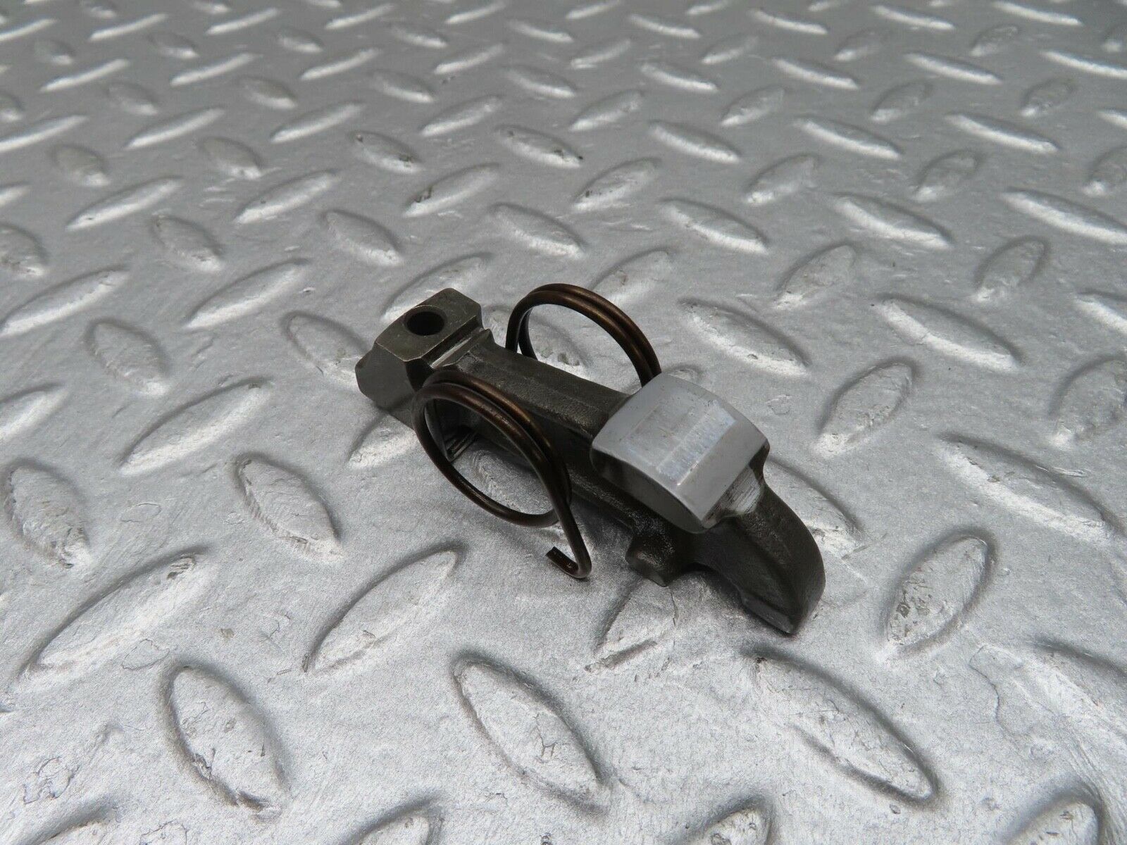 12862 Mercedes-Benz W111 220SE Valve Rocker Arm With Retaining Spring