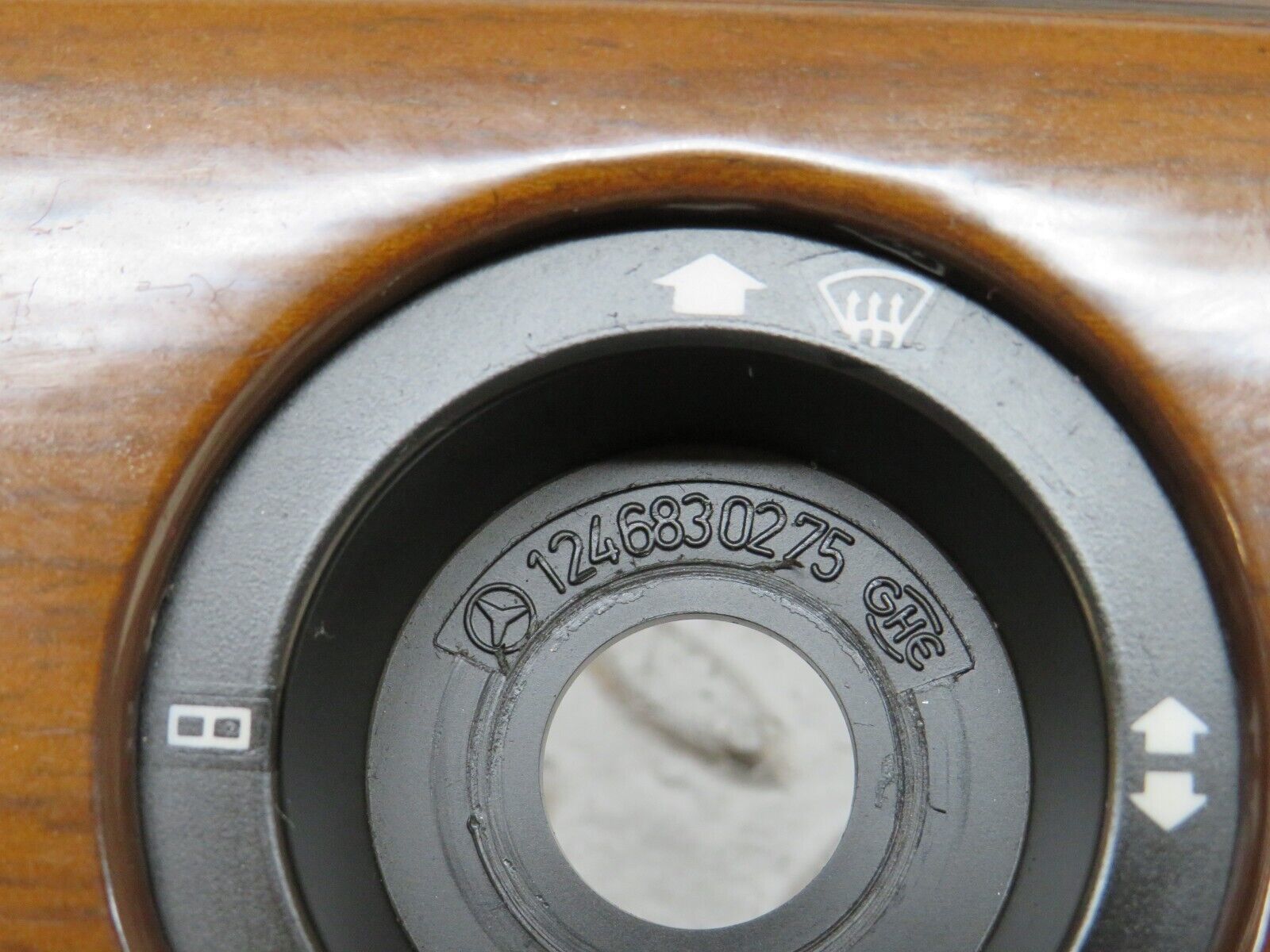 29365 Mercedes-Benz W124 230E Heater Control Panel Wood Trim 1246830275