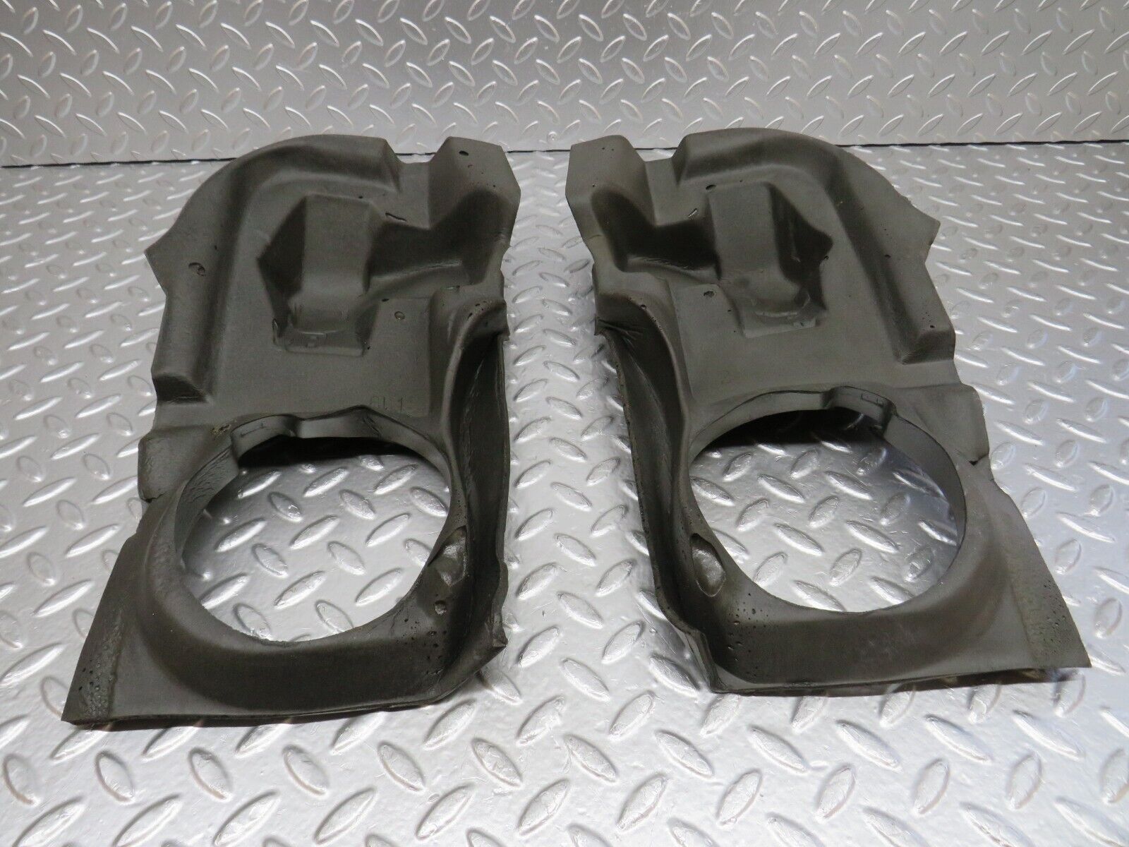 29264 Mercedes-Benz W124 230E Parcel Shelf Speaker Insulation 1246820410