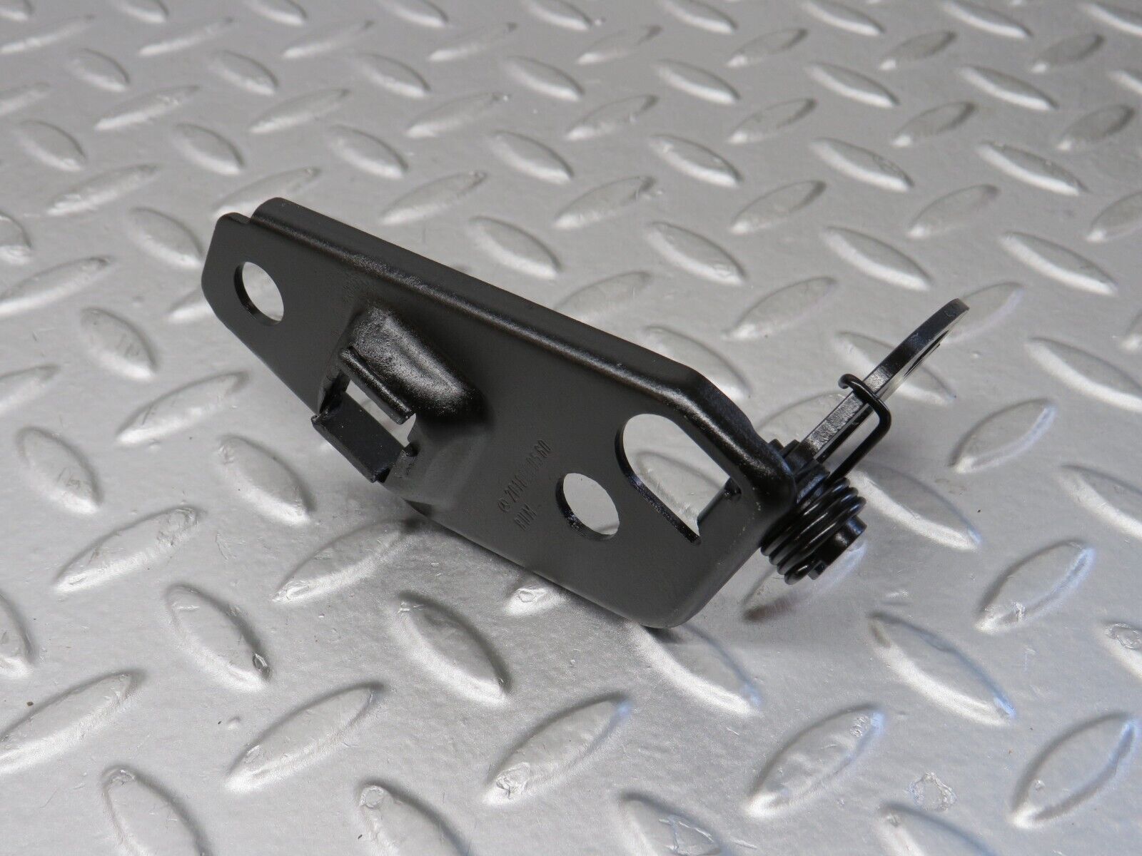 36801 Mercedes-Benz W201 190E 2.0L Bonnet Safety Latch 2018800560