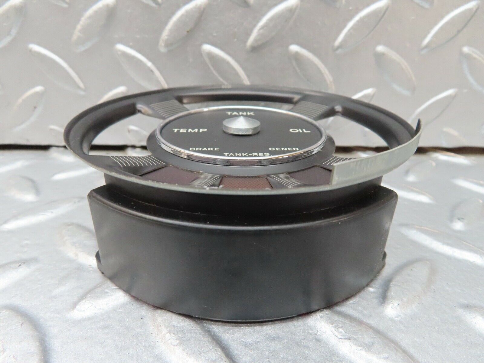 18334 Mercedes-Benz W115 Temperature Fuel Oil Gauge Instrument Surround