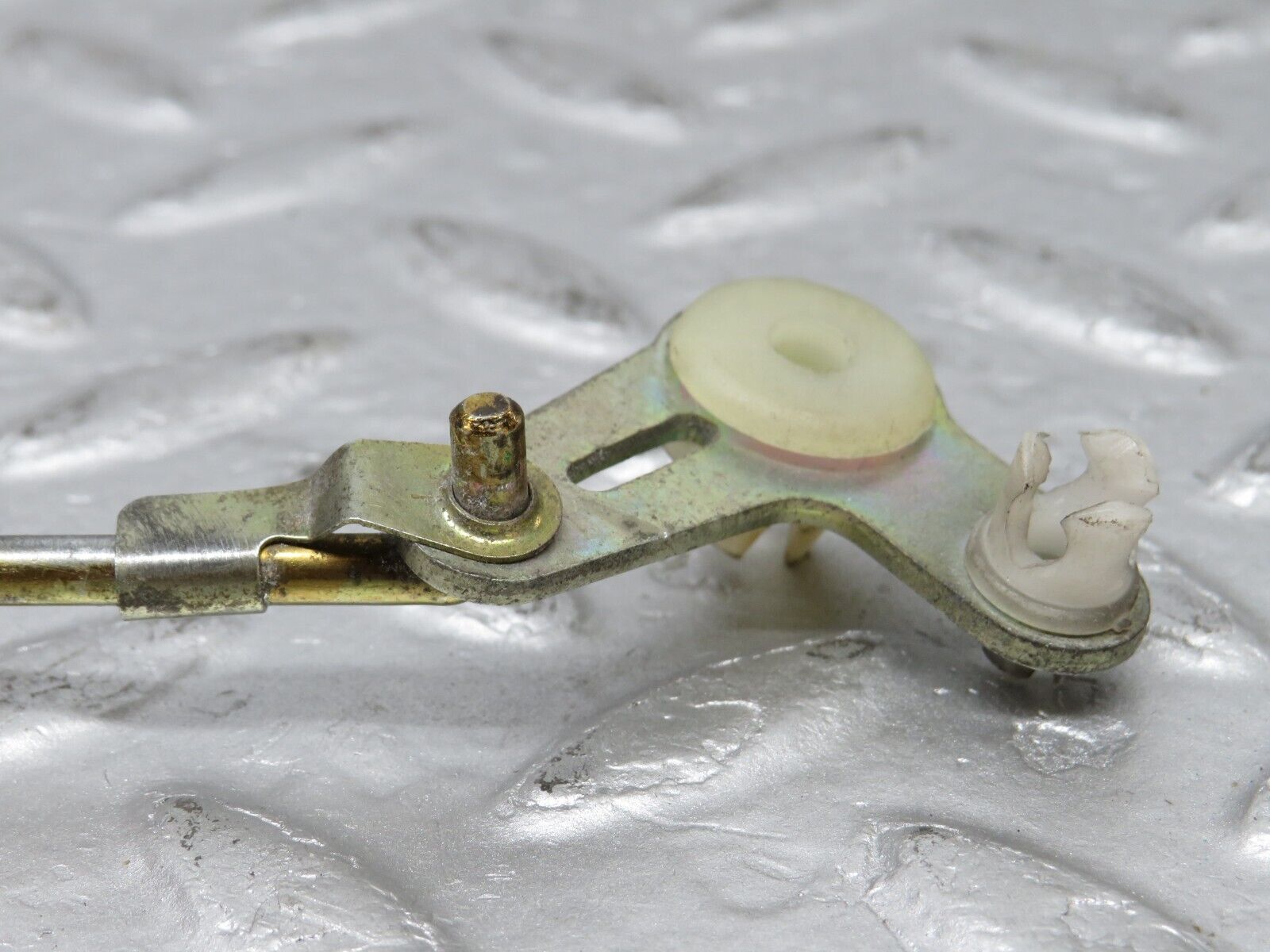 36210 Mercedes-Benz W126 420SE Rear Door Lock Knob Pair