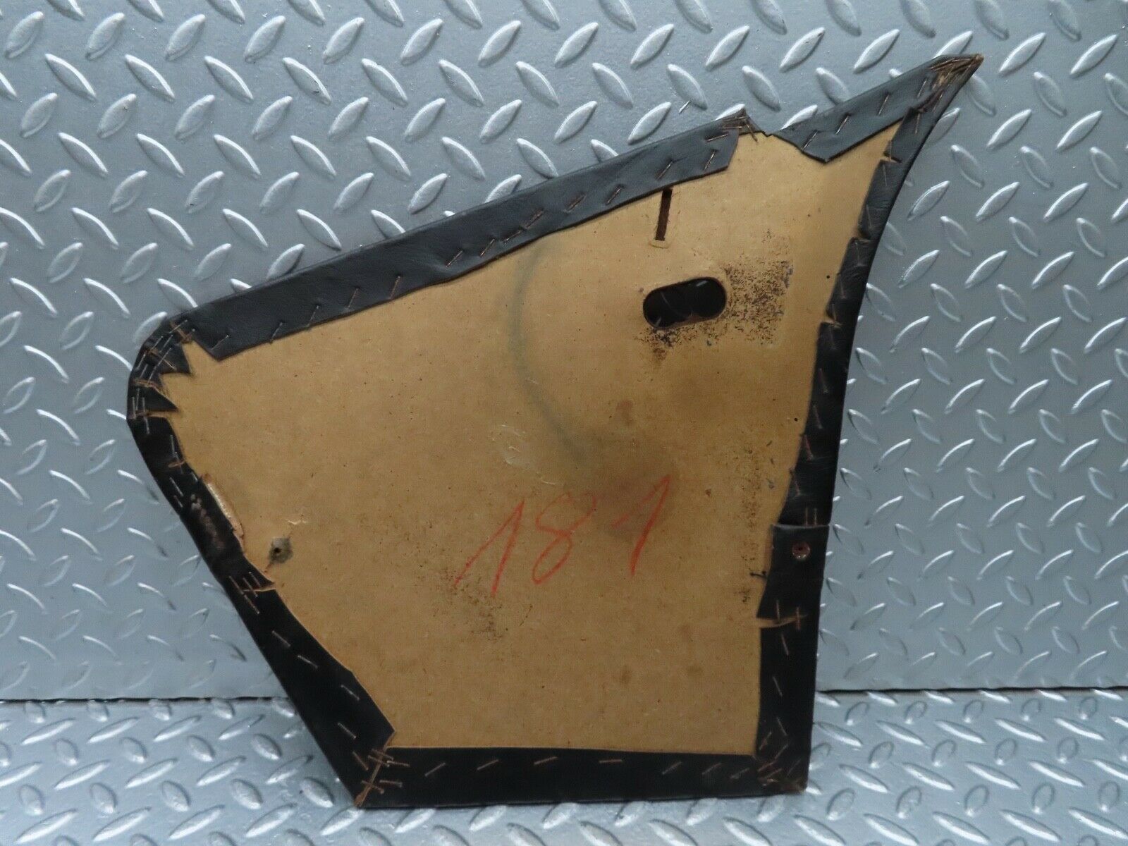 18459 Mercedes-Benz W111 220SE Coupe Front Left Kick Panel Black