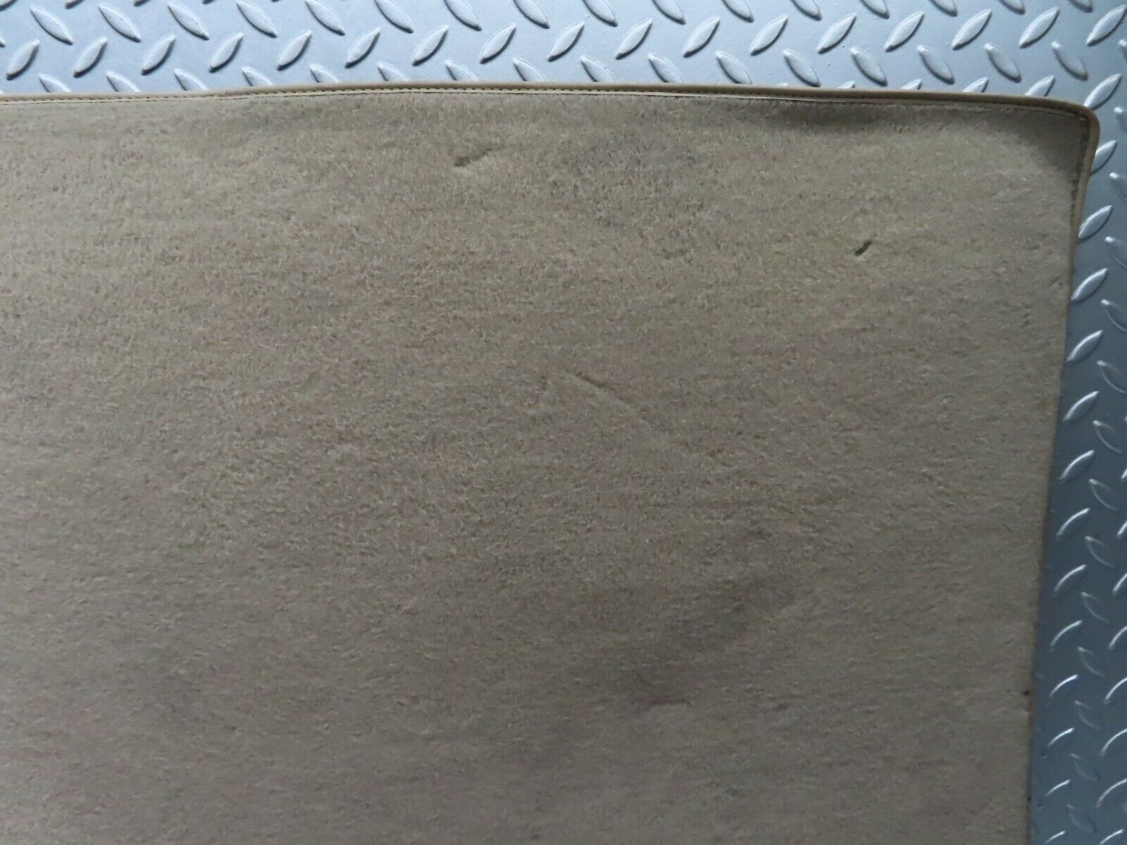 20186 Mercedes-Benz R129 300SL Coupe Trunk Boot Floor Carpet Cream