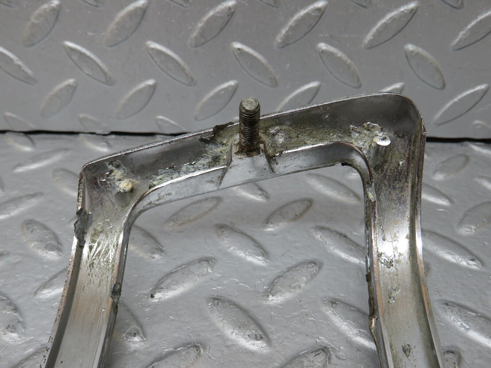 35751 Mercedes-Benz W108 Tail Light Chrome Frame Left 1088260159