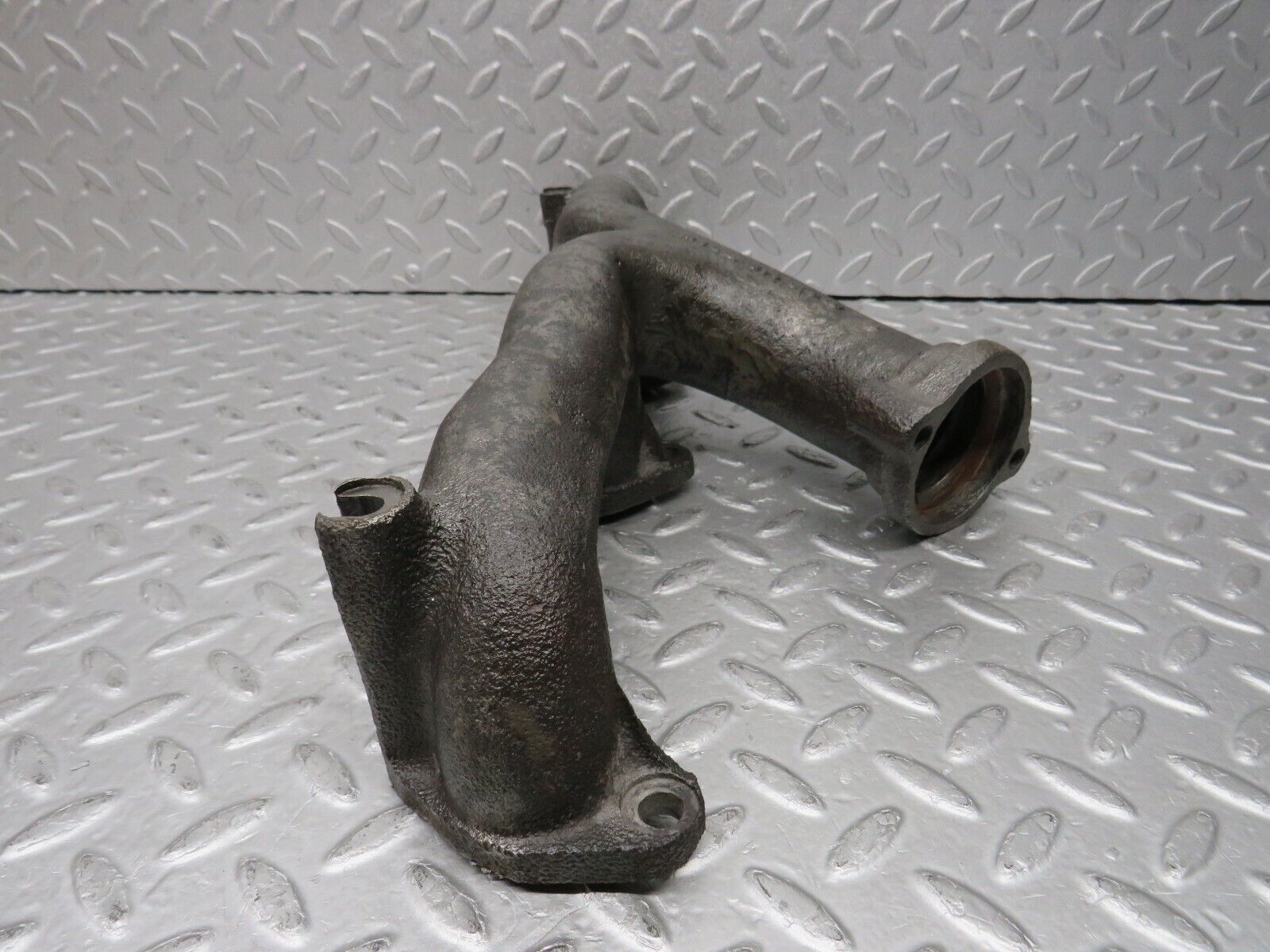 37648 Mercedes-Benz W109 300SEL Exhaust Manifold Right Side 1161421501