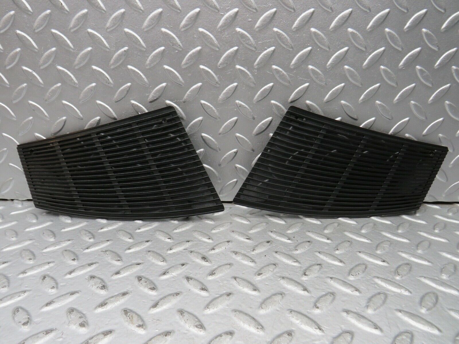 21779 Mercedes-Benz W126 300SE Dashboard Speaker Covers Black