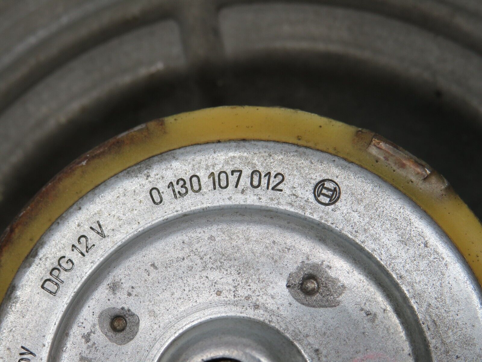 0081 Mercedes-Benz W116 350SE Heater Blower Motor 0130107012