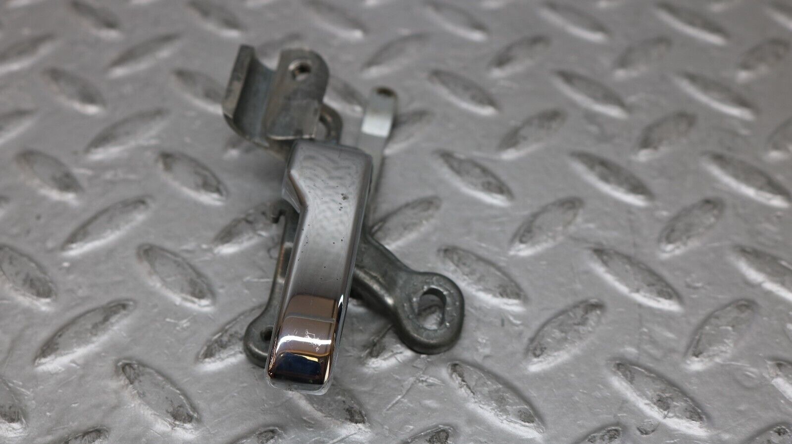 37264 Mercedes-Benz W109 300SEL Rear Right Interior Door Handle 1157660219