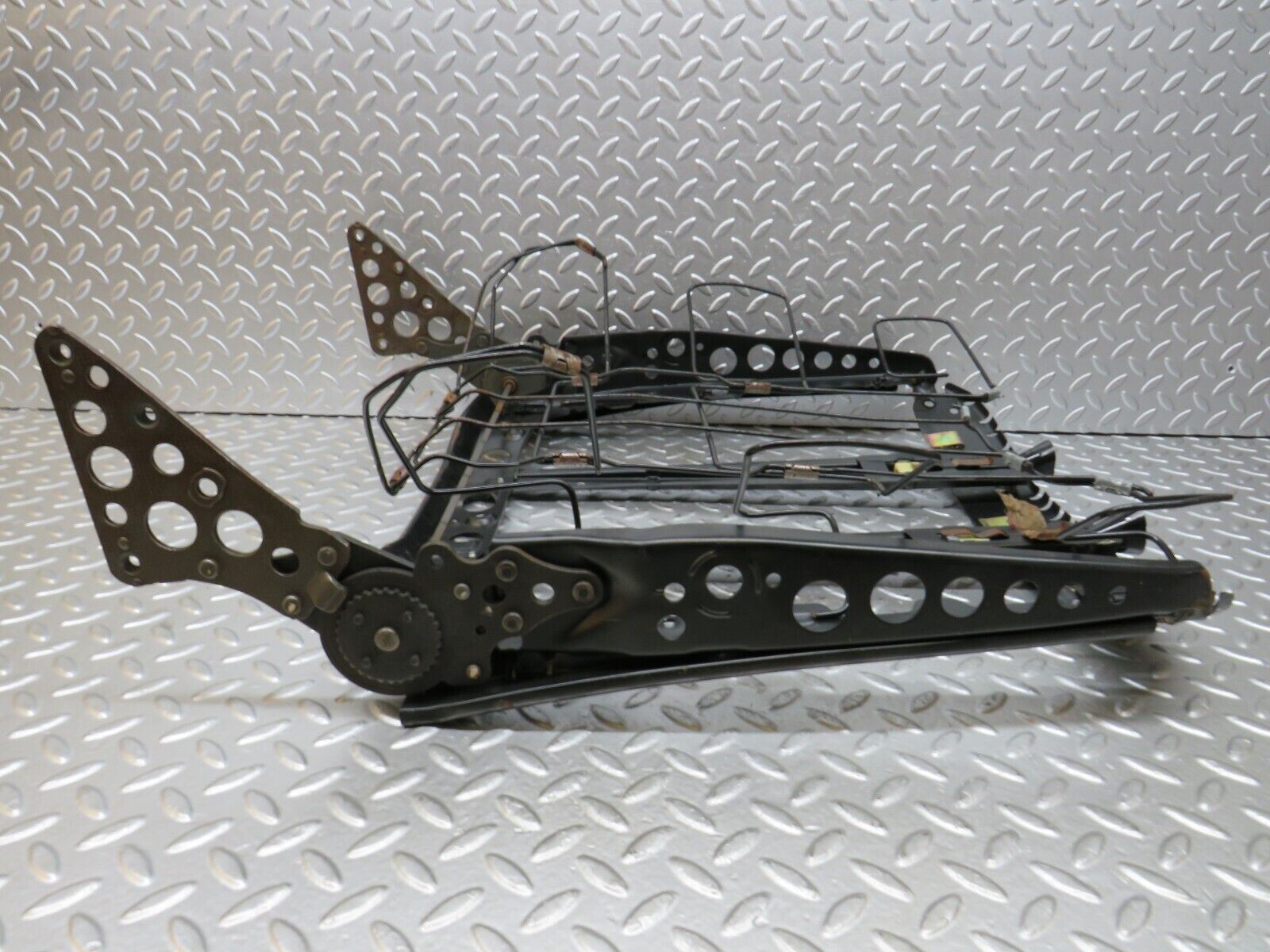 26969 Mercedes-Benz W123 240D Seat Backrest Right Side 1239101485