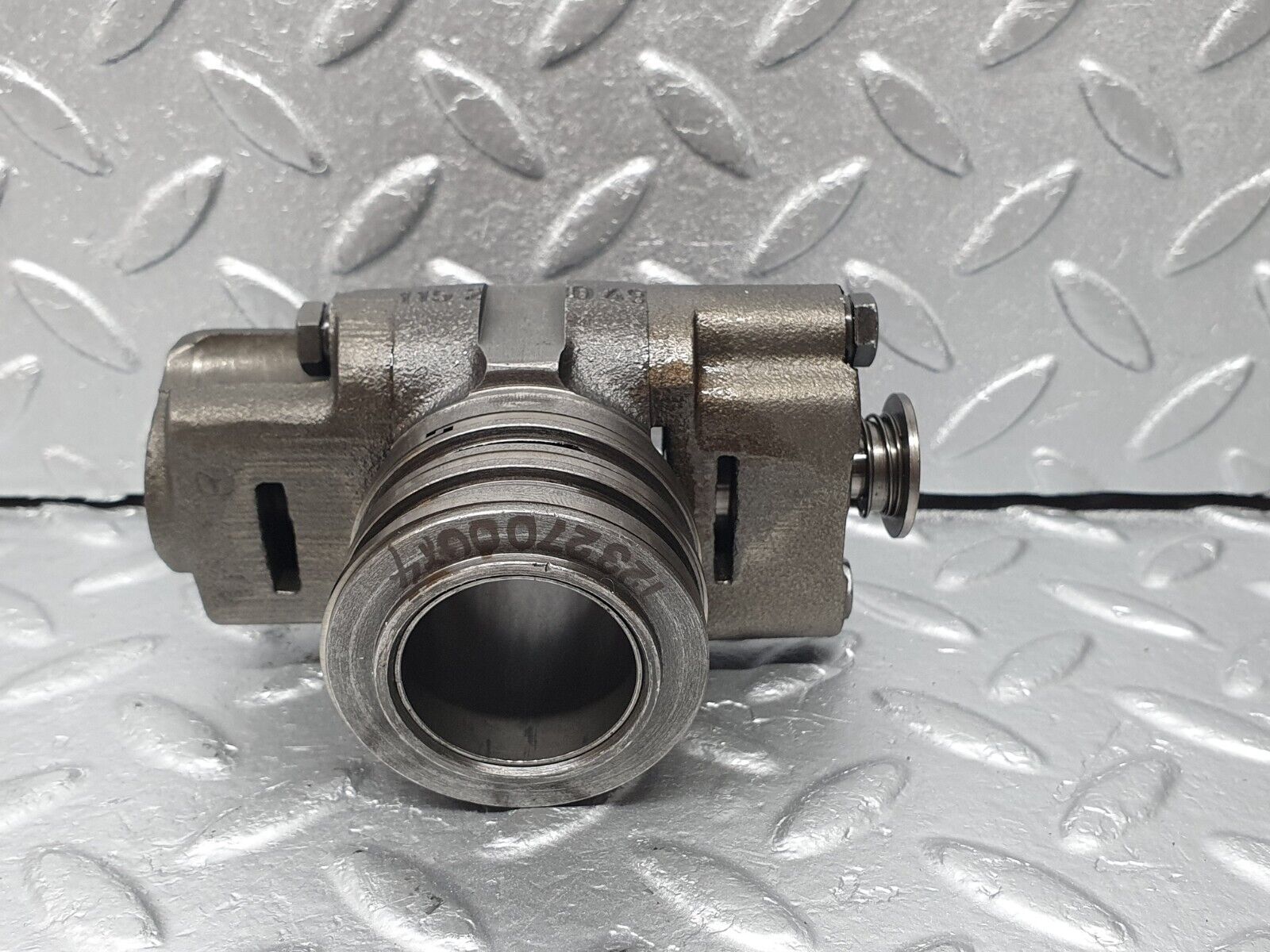 41307 Mercedes-Benz W123 300D Automatic Gearbox Governor 722.118