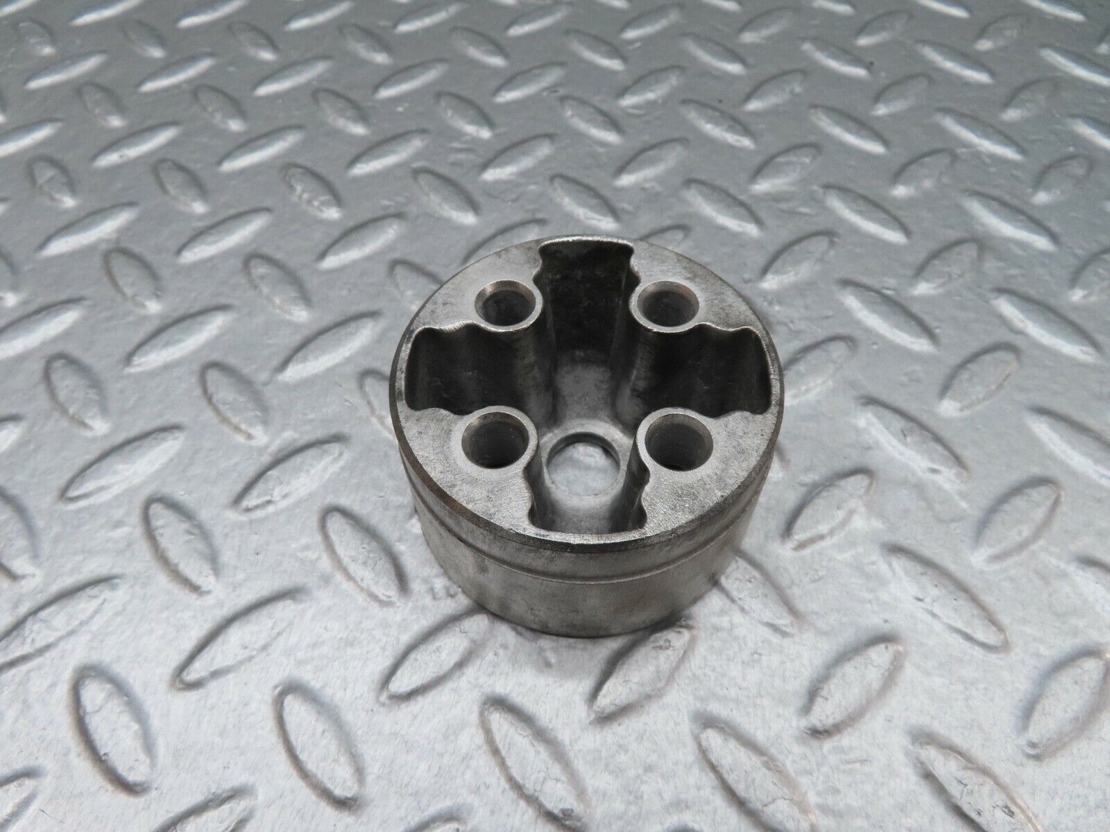 17940 Mercedes-Benz W123 200 Water Pump Spacer 1152050126