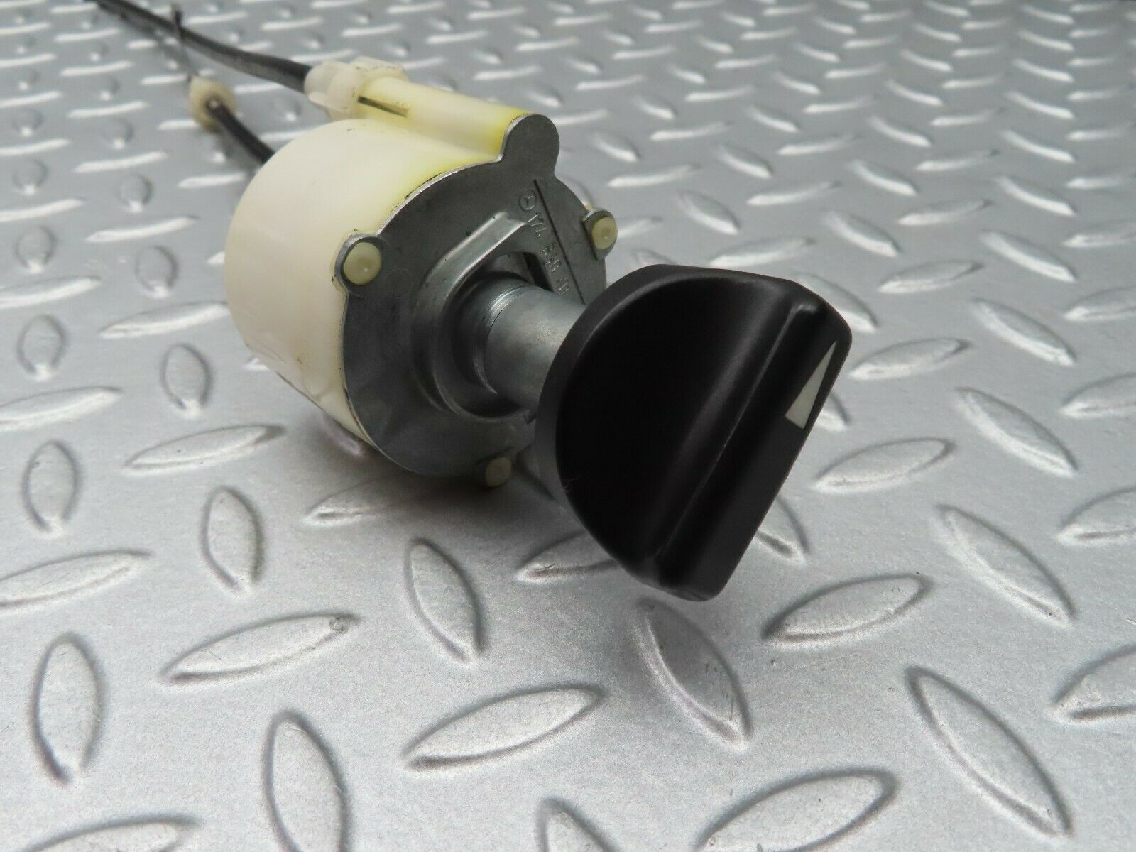 5355 Mercedes-Benz W124 230E Heater Control Unit Switch 1248300185