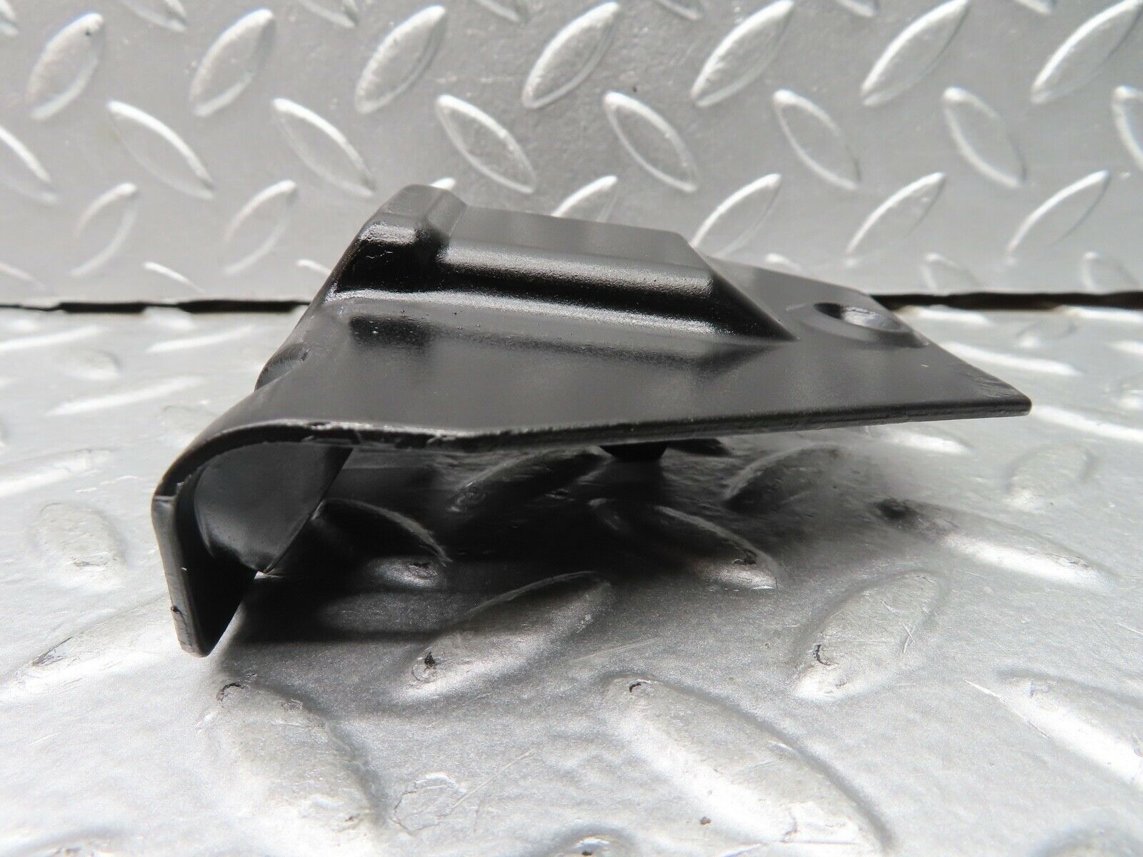 20876 Mercedes-Benz W114 250CE Coupe Trunk Lock Latch