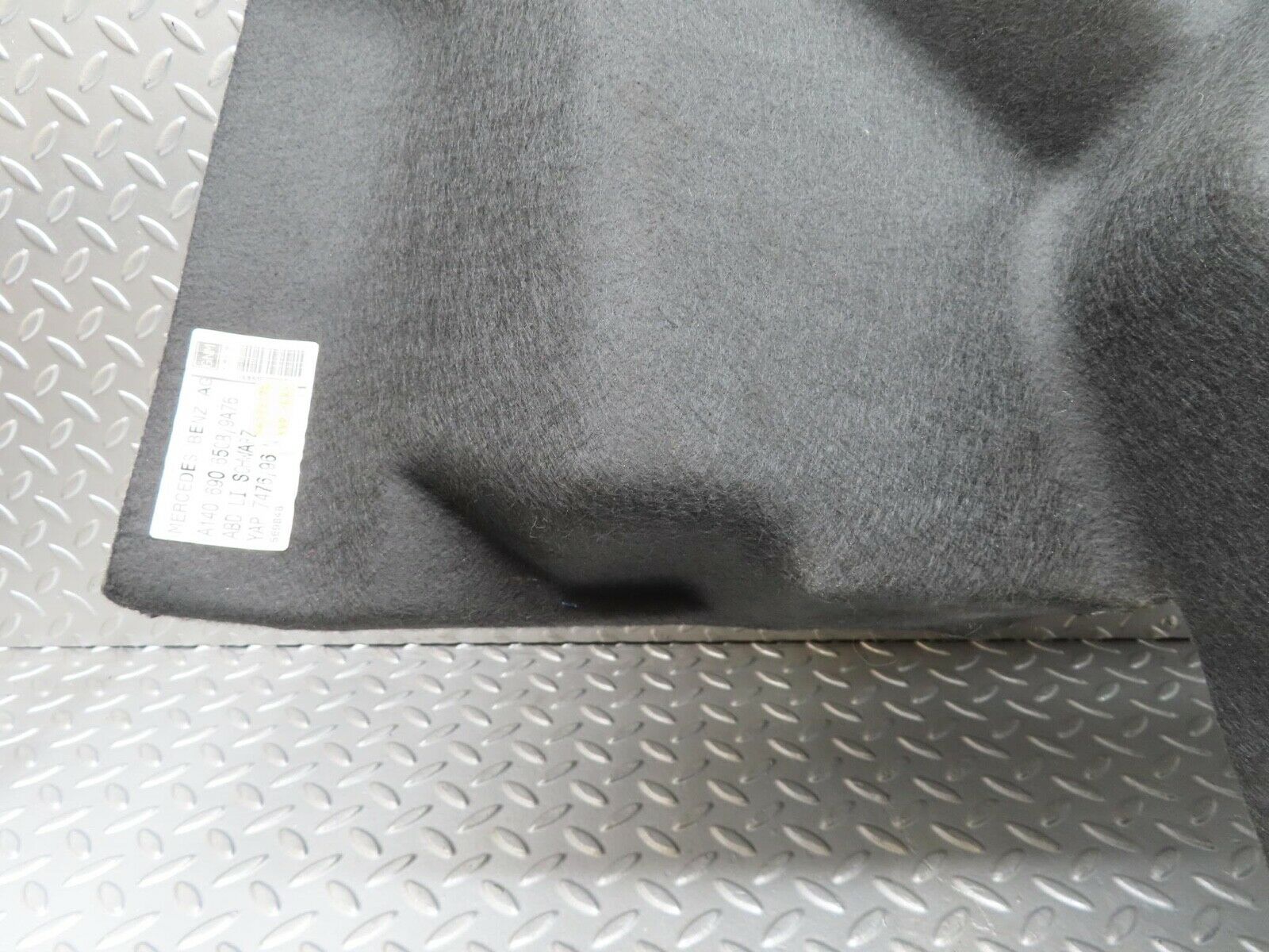 14851 Mercedes-Benz W140 S320 Trunk Cover Panel Left Side A1406906508