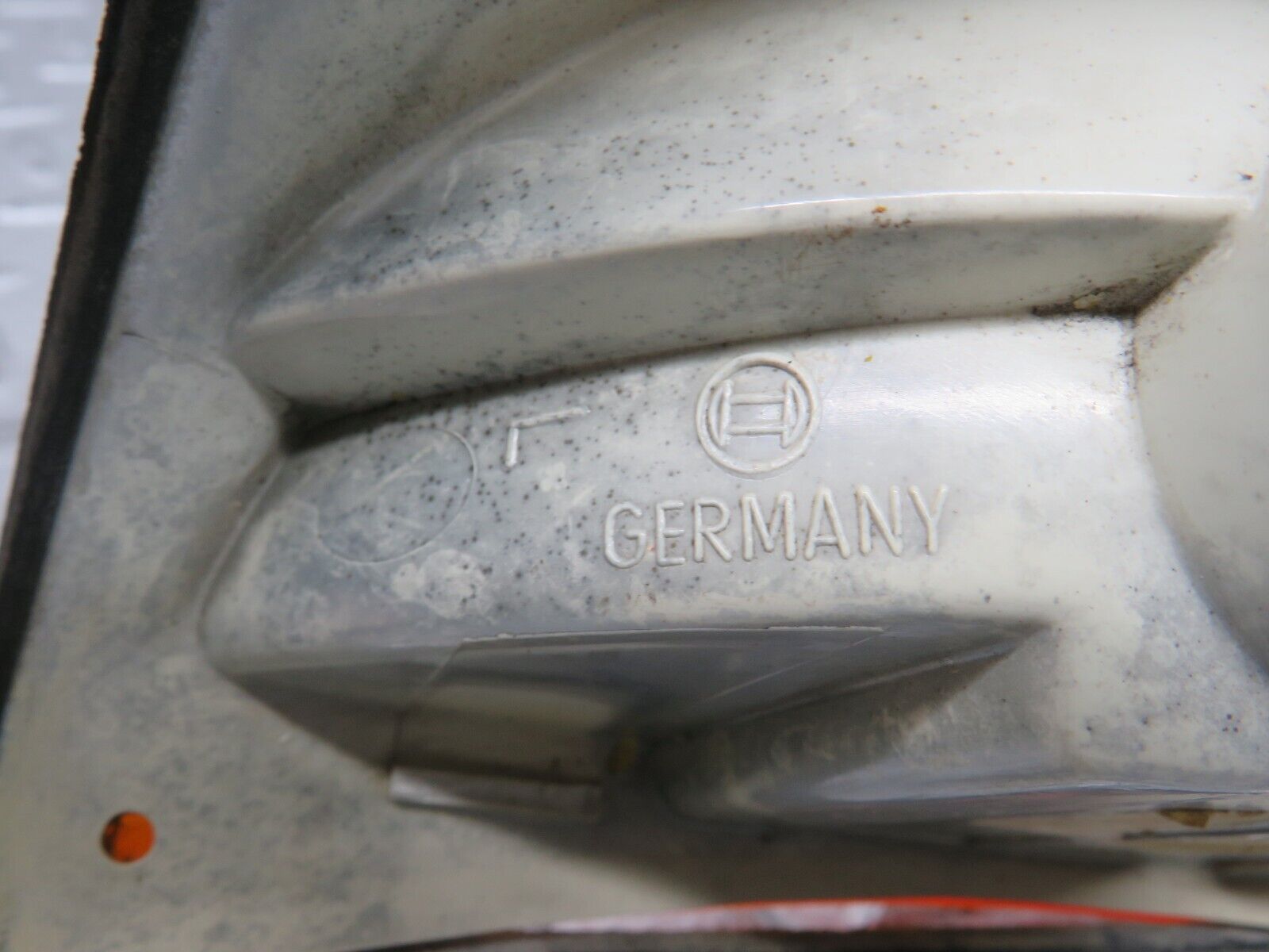 27998 Mercedes-Benz W123 280E Indicator Light Front Left Bosch