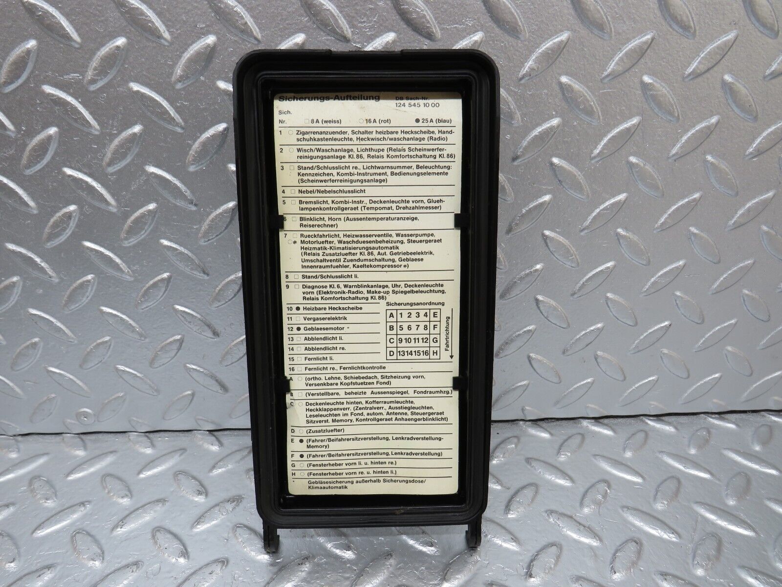 34213 Mercedes-Benz W124 260E Fuse Box 1245401150 1245400282 1245400182