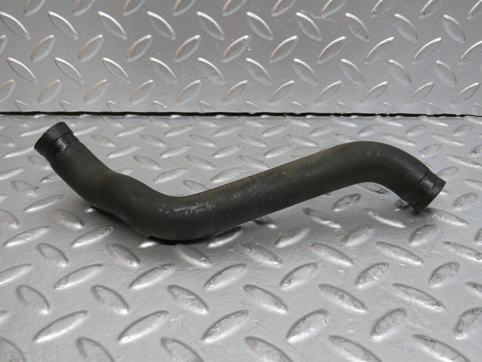 29562 Mercedes-Benz W124 230E Water Hose Pipe 1248325894