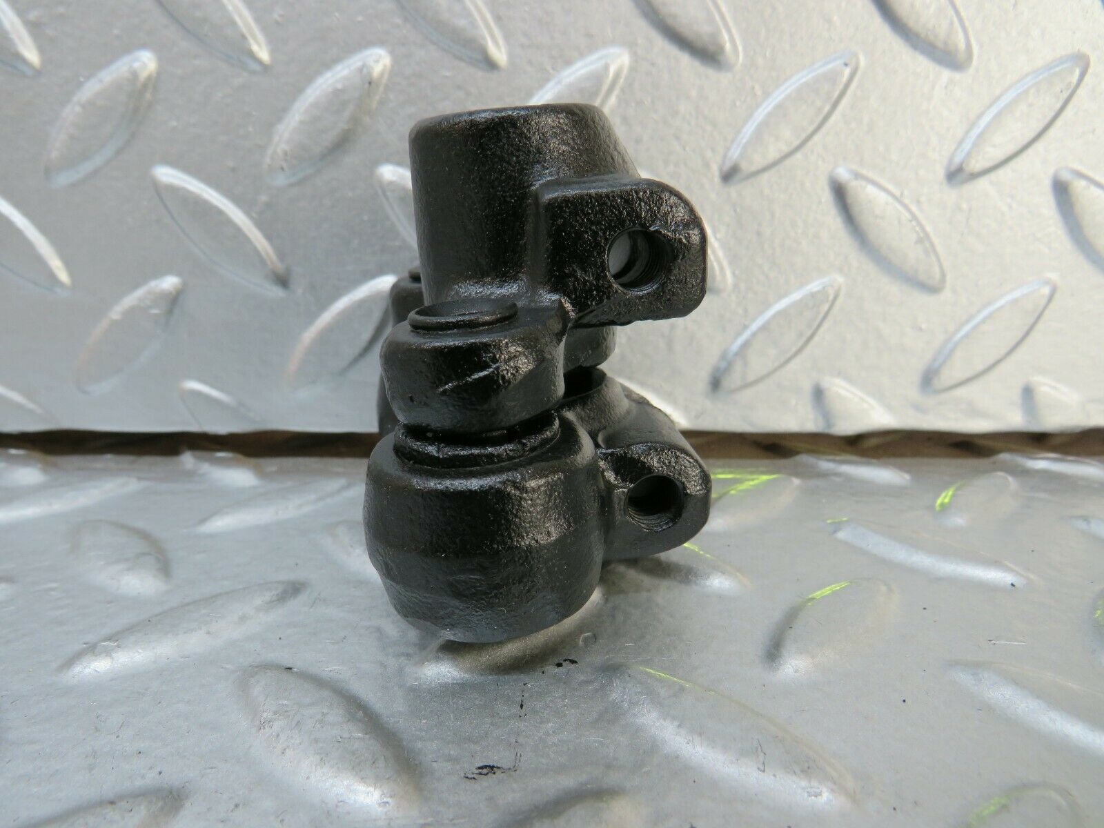 23845 Mercedes-Benz C107 450SLC Coupe Steering Column Lower Shaft Connector