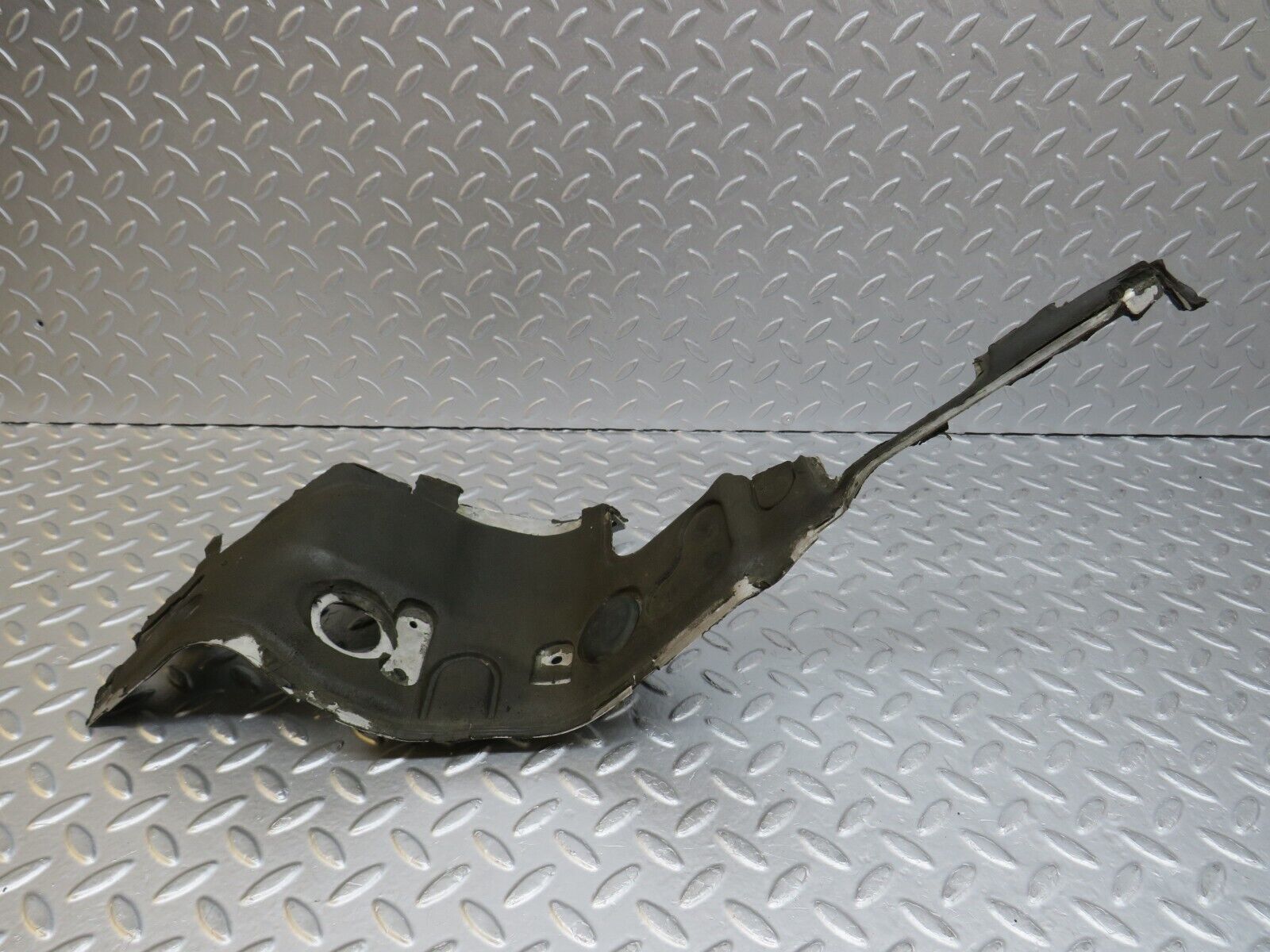 35999 Mercedes-Benz W126 420SE Firewall Heat Shield