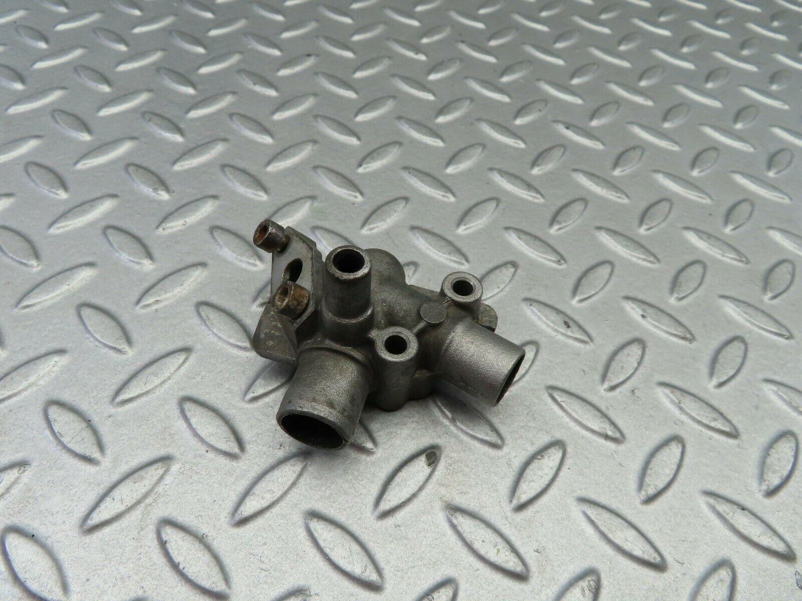 6268 Mercedes-Benz W126 380SE Cold Start Valve Housing 1160940812