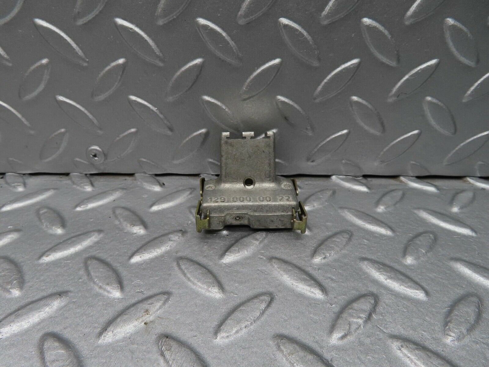 12026 Mercedes-Benz R129 300SL Coupe Soft Top Hydraulic Distributor 1298000022