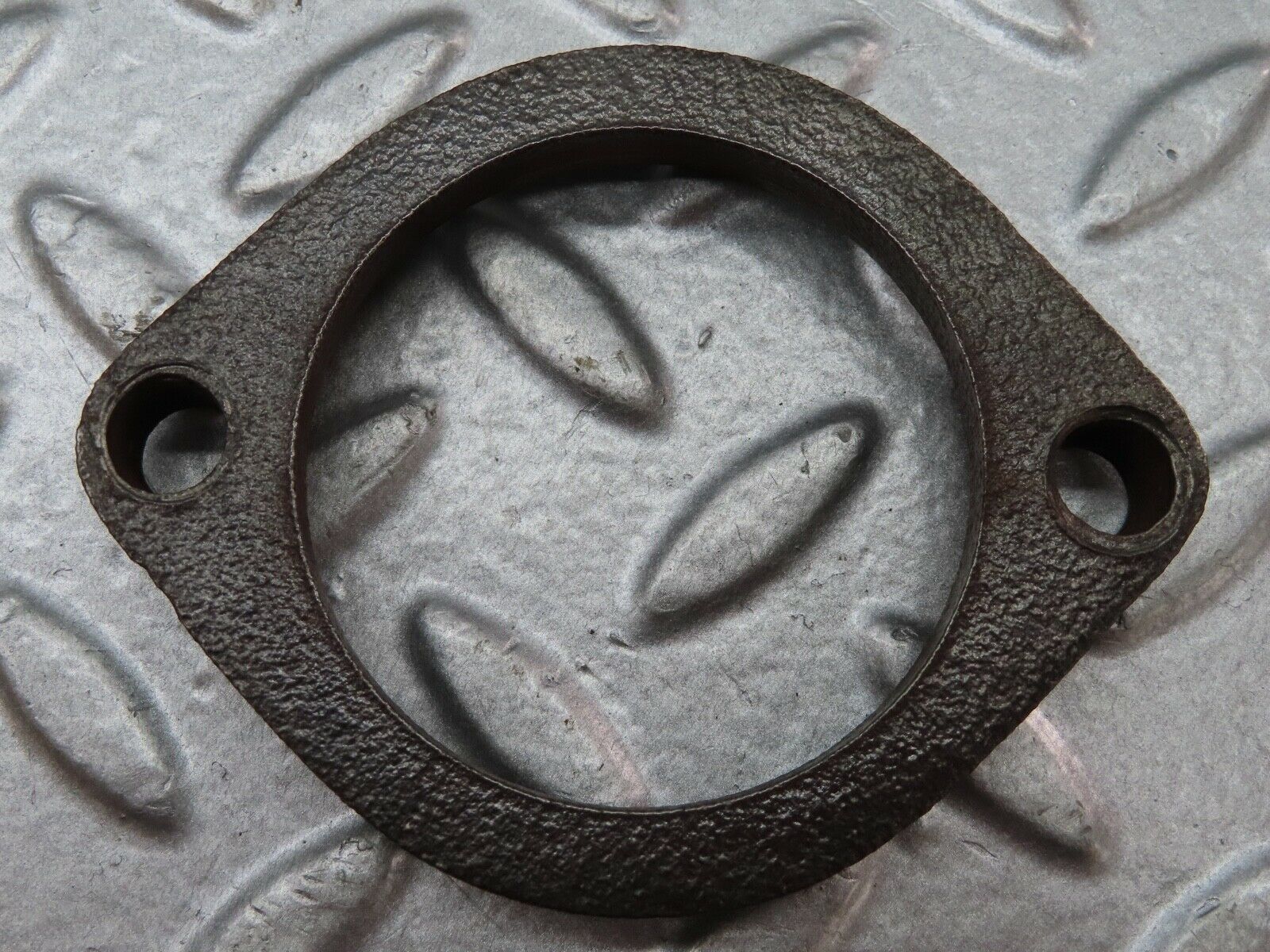 18171 Mercedes-Benz W123 200 Exhaust Flange