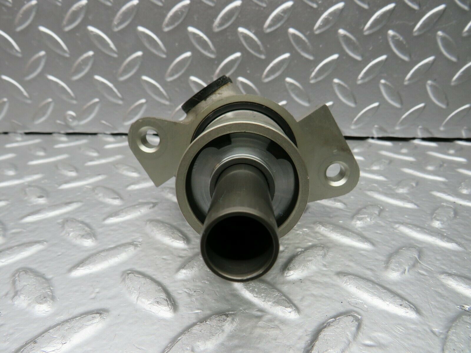 22414 Mercedes-Benz C124 E220 Coupe Brake Master Cylinder