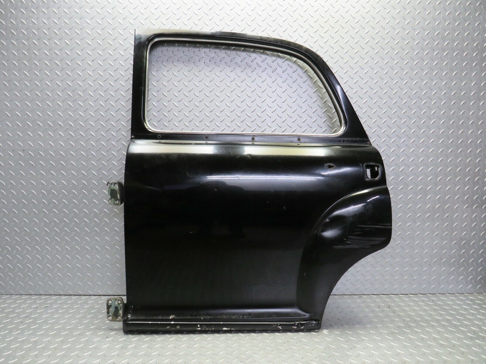 21915 Mercedes-Benz W121 190b Ponton Rear Left Door