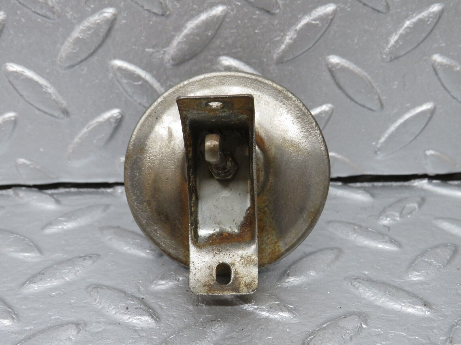 40305 Mercedes-Benz W110 230 Ignition Distributor Vacuum Control Valve