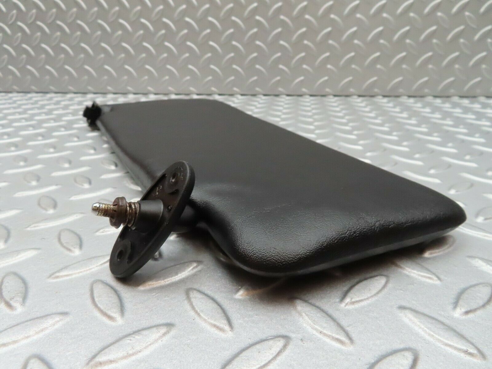 3843 Mercedes-Benz S123 200T Wagon Sun Visor Right Side Black