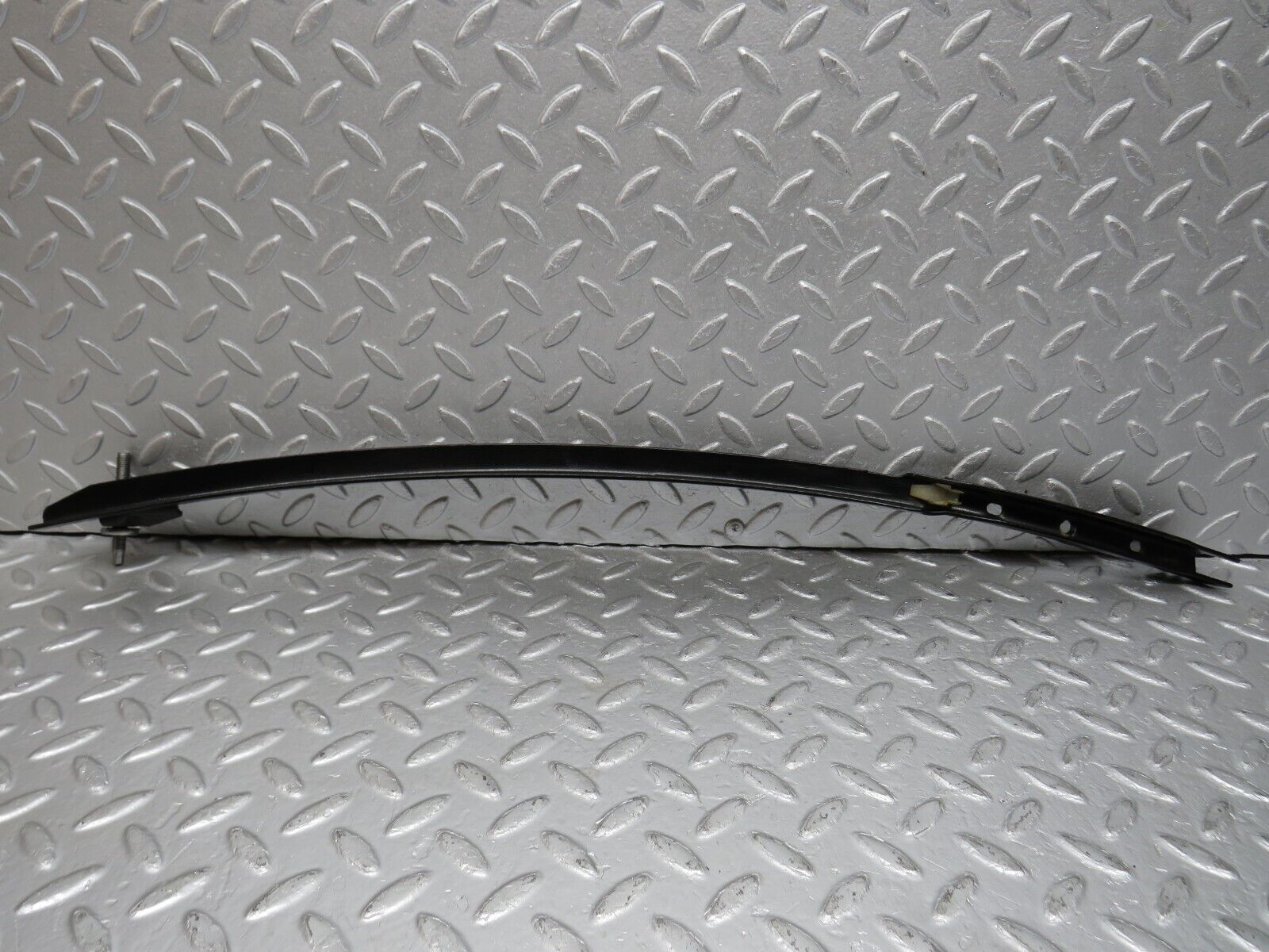 39660 Mercedes-Benz R129 320SL Coupe Left Door Front Window Channel