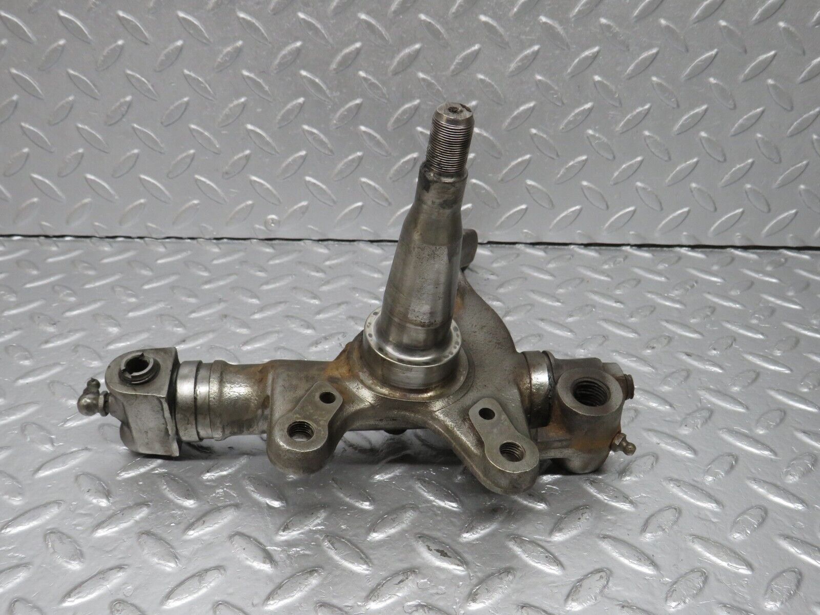 40395 Mercedes-Benz W110 230 Front Left Steering Knuckle