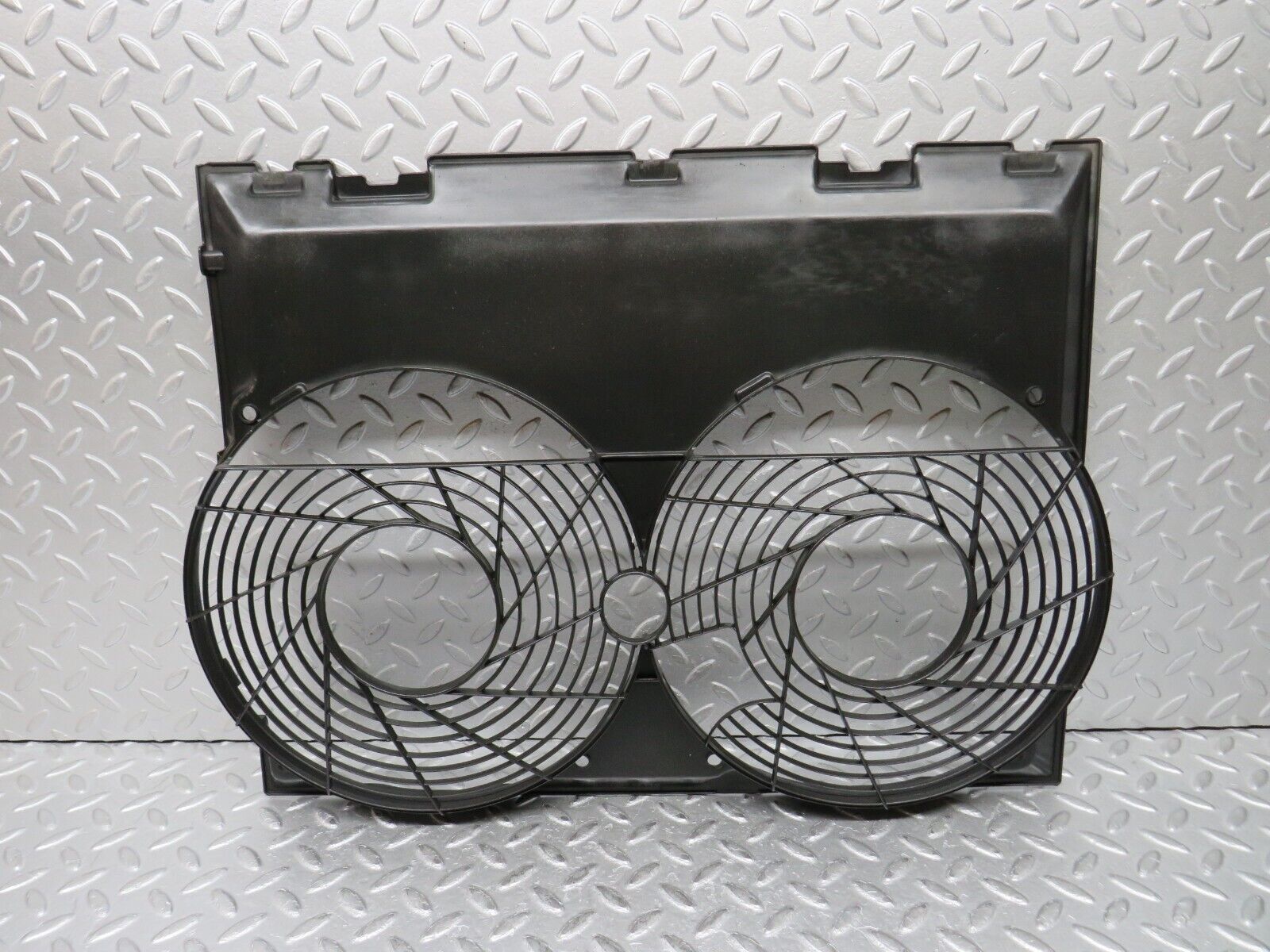 37792 Mercedes-Benz A124 320E Cabriolet Radiator Fan Shroud Cover 1245053555